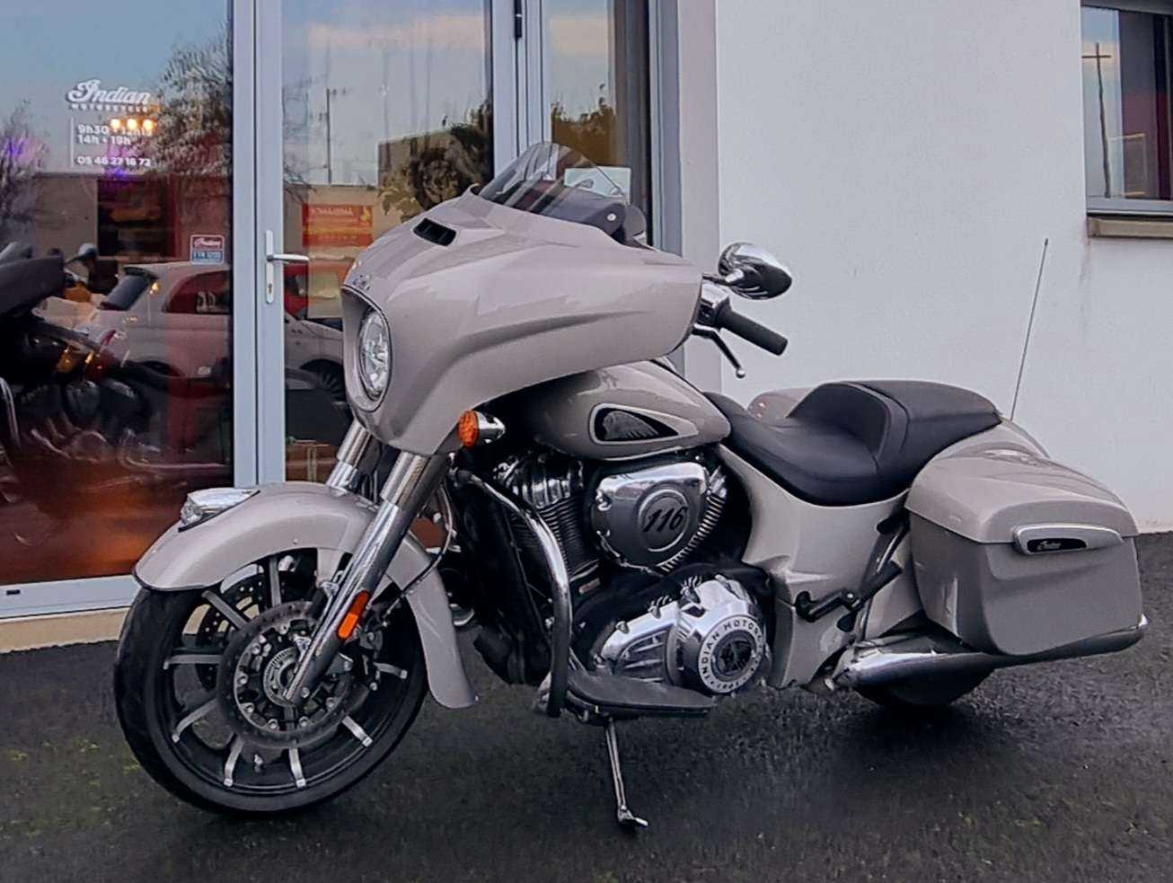 Indian CHIEFTAIN LIMITED CHIEFTAIN LIMITED &quot;SILVER QUARTZ METALLIC&quot; 2022 HD vue 3/4 droite