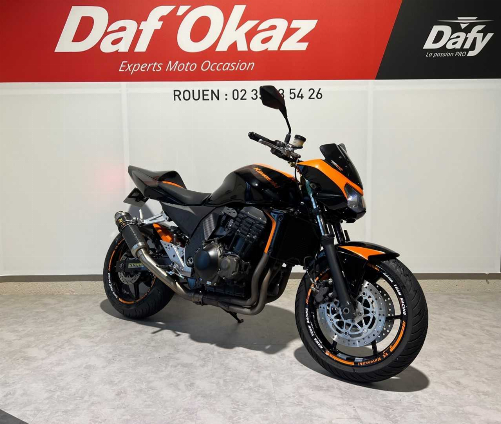 Kawasaki Z 750 2006 vue 3/4 droite