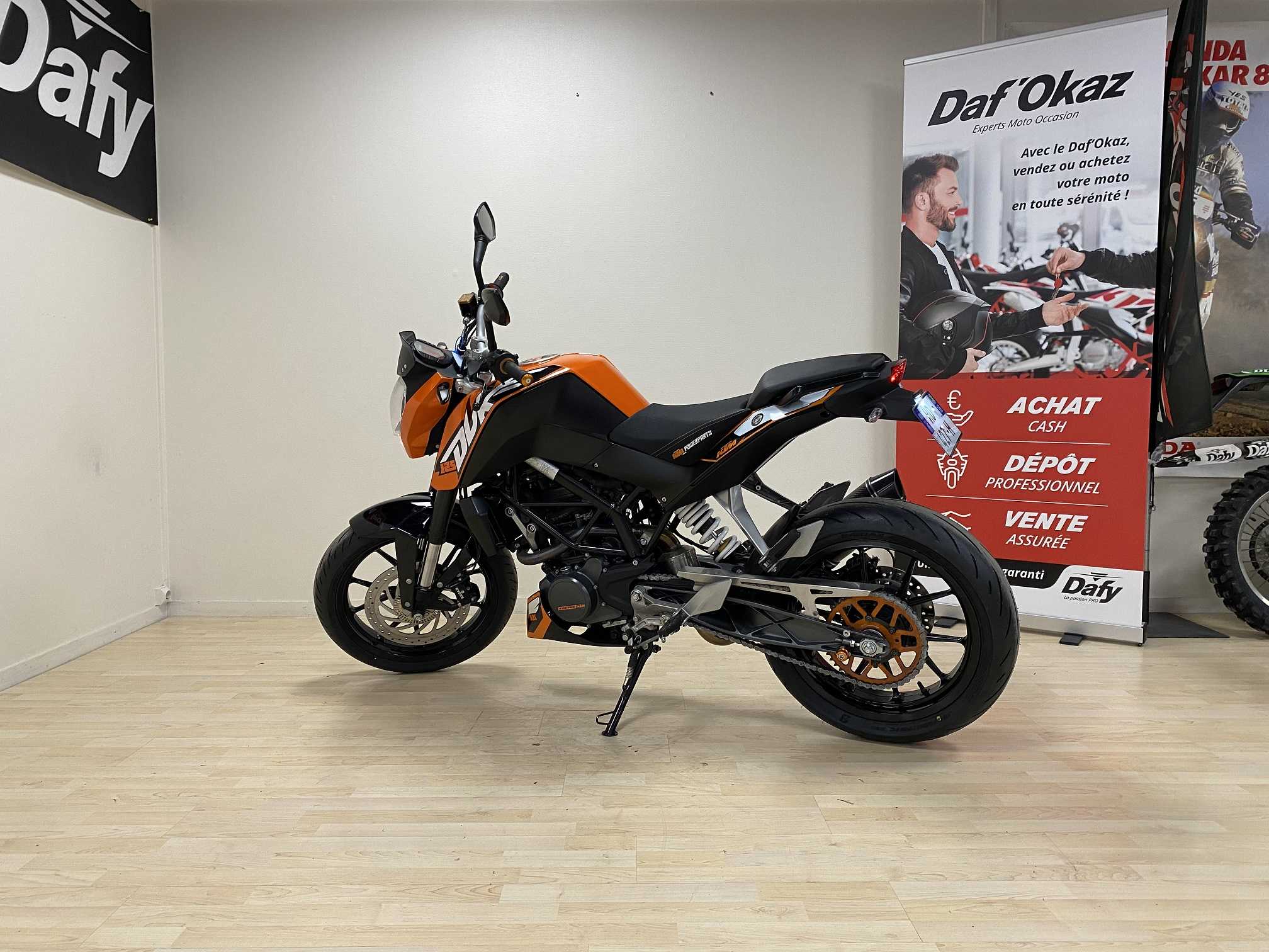 KTM 125 Duke 2014 HD vue arrière