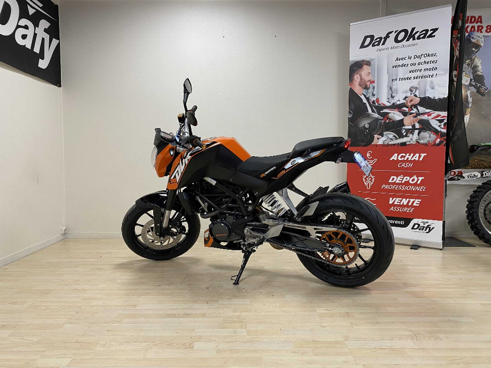 KTM 125 Duke 2014 vue arrière