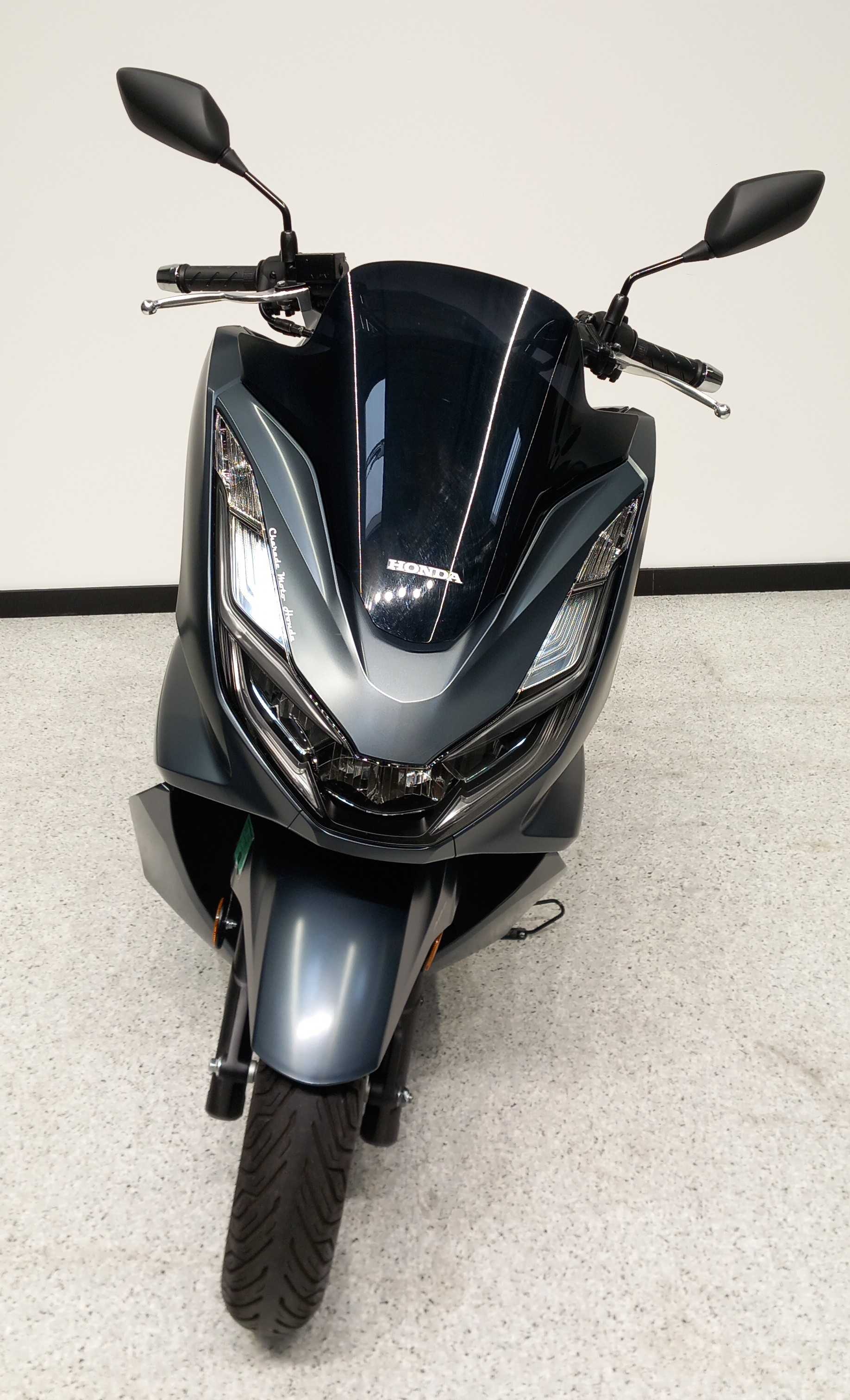 Honda PCX 125 2021 HD vue avant