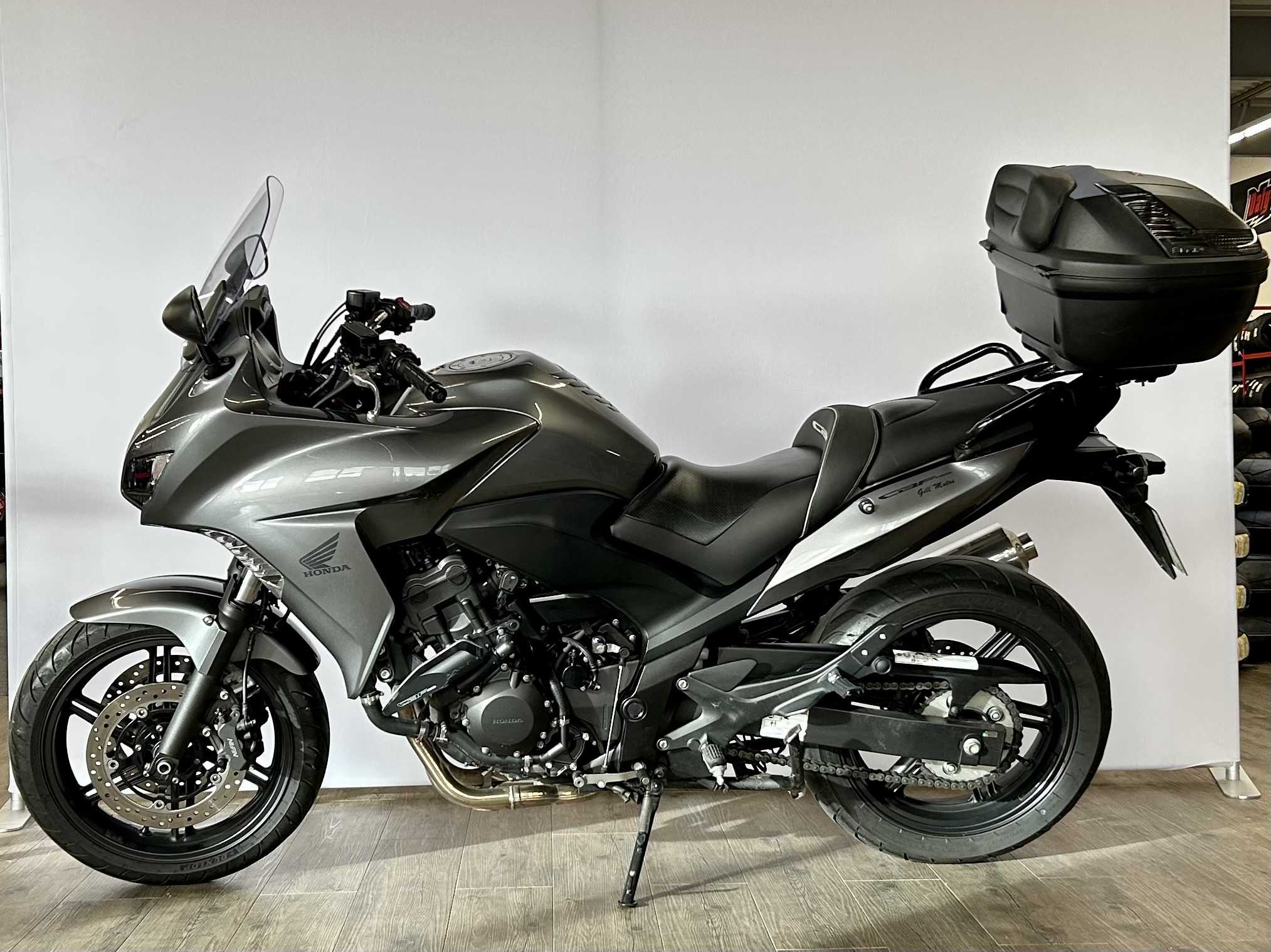 Honda CBF 1000 F ABS 2012 HD vue gauche