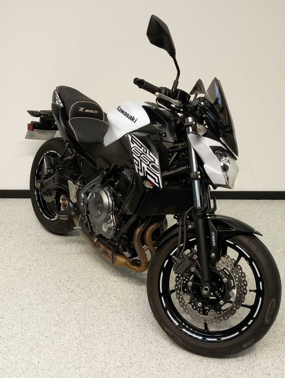 Kawasaki Z 650 2019 vue 3/4 droite