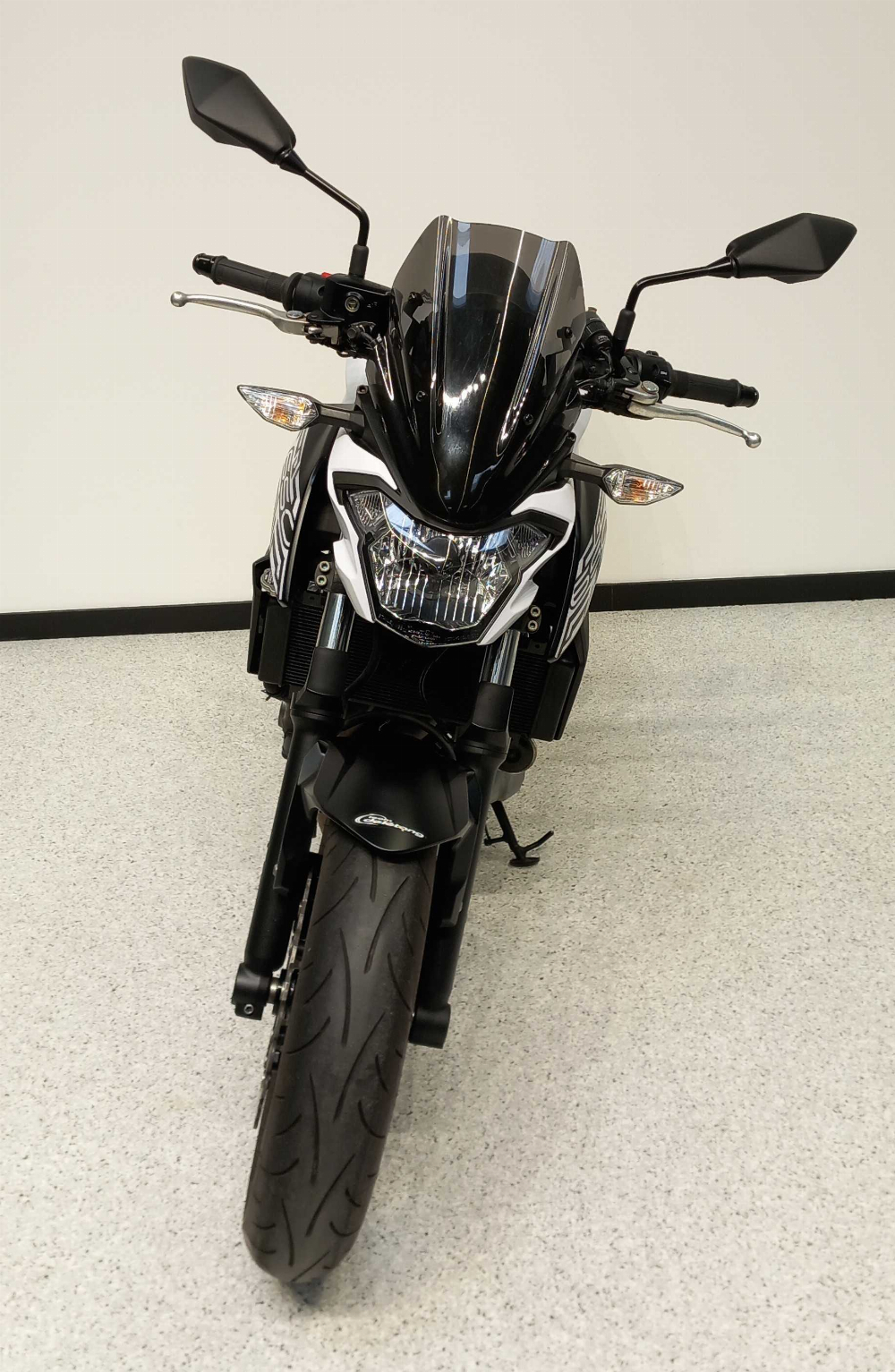 Kawasaki Z 650 2019 vue avant