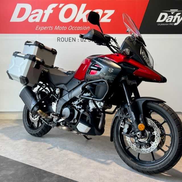 Suzuki DL 1000 V-STROM WORLD TRAVELER 2019 HD vue 3/4 droite