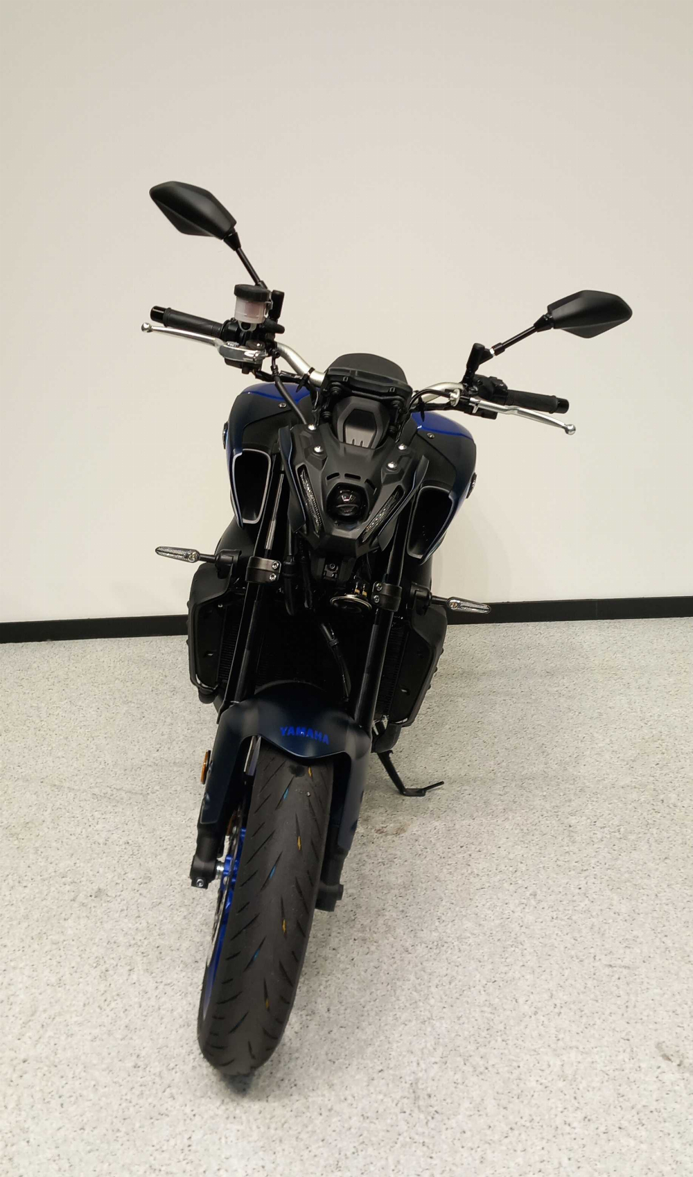 Yamaha MT-09 900 2022 vue avant