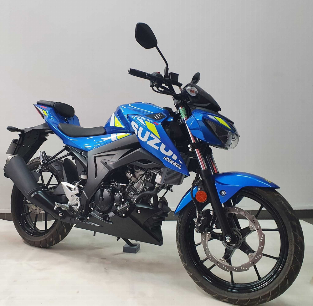 Suzuki GSX-S 125 2020 vue 3/4 droite