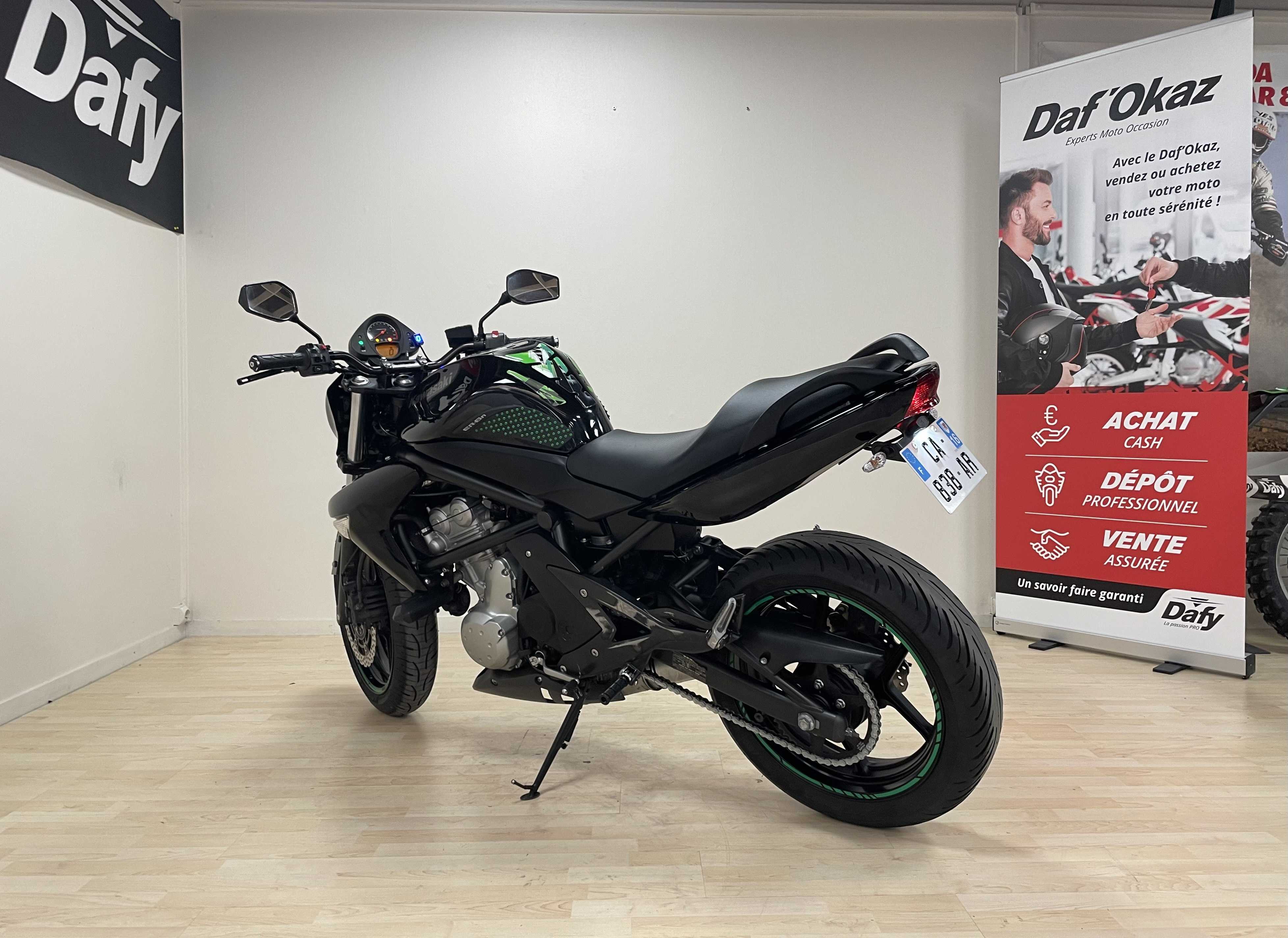 Kawasaki ER-6 N 2008 HD vue arrière