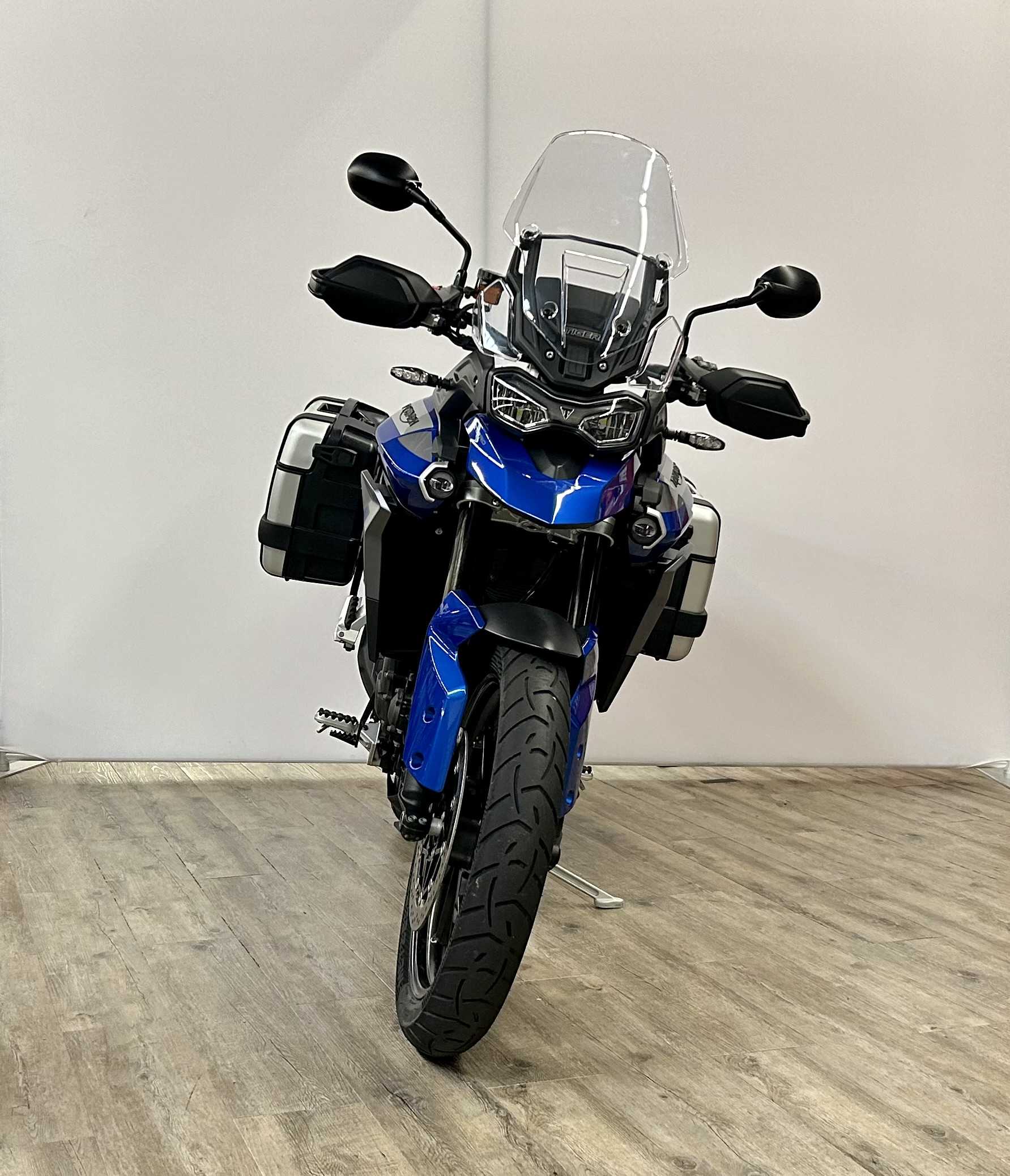 Triumph 900 Tiger GT Pro 2022 HD vue avant