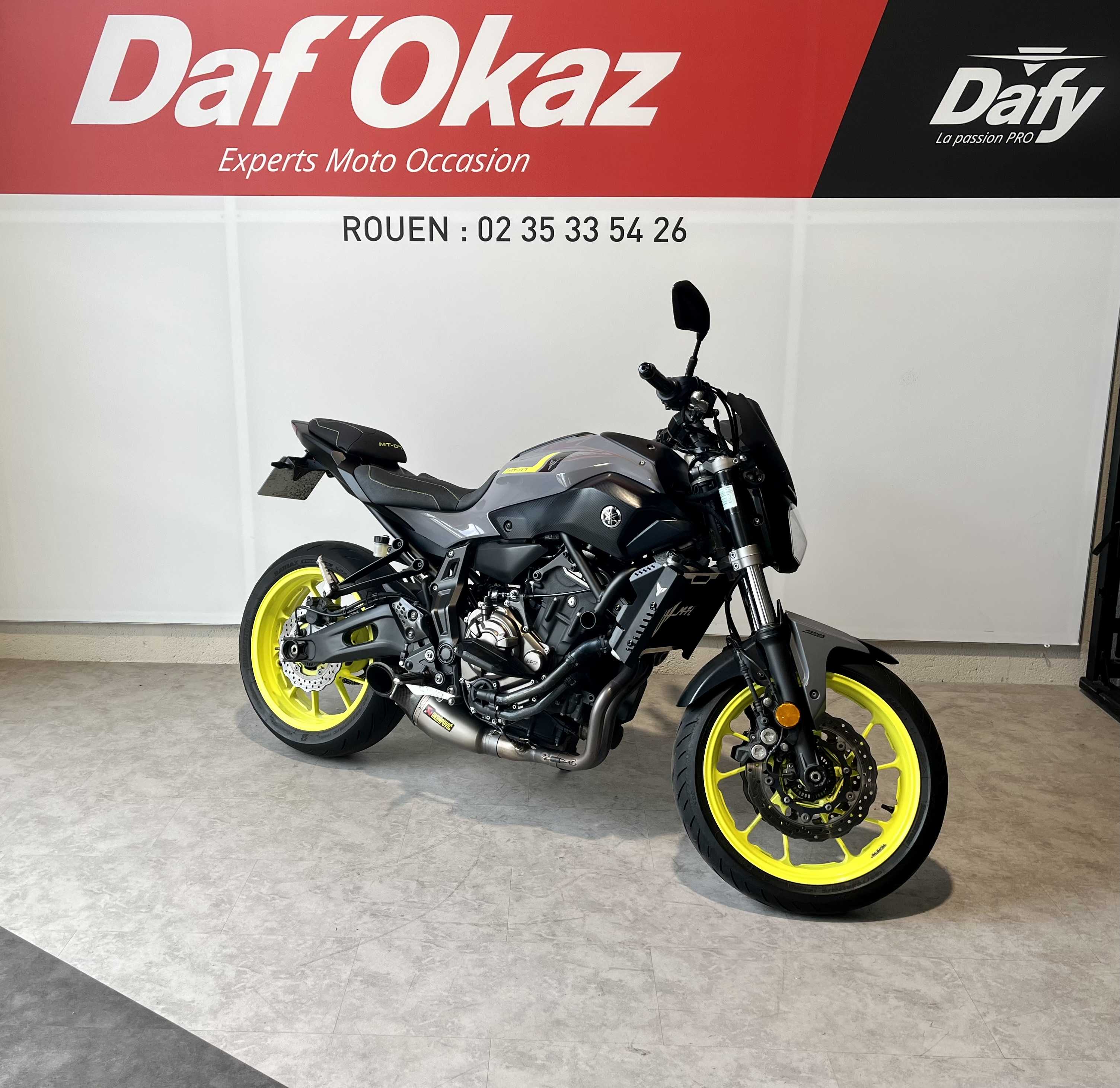 Yamaha MT-07 ABS 2017 HD vue 3/4 droite