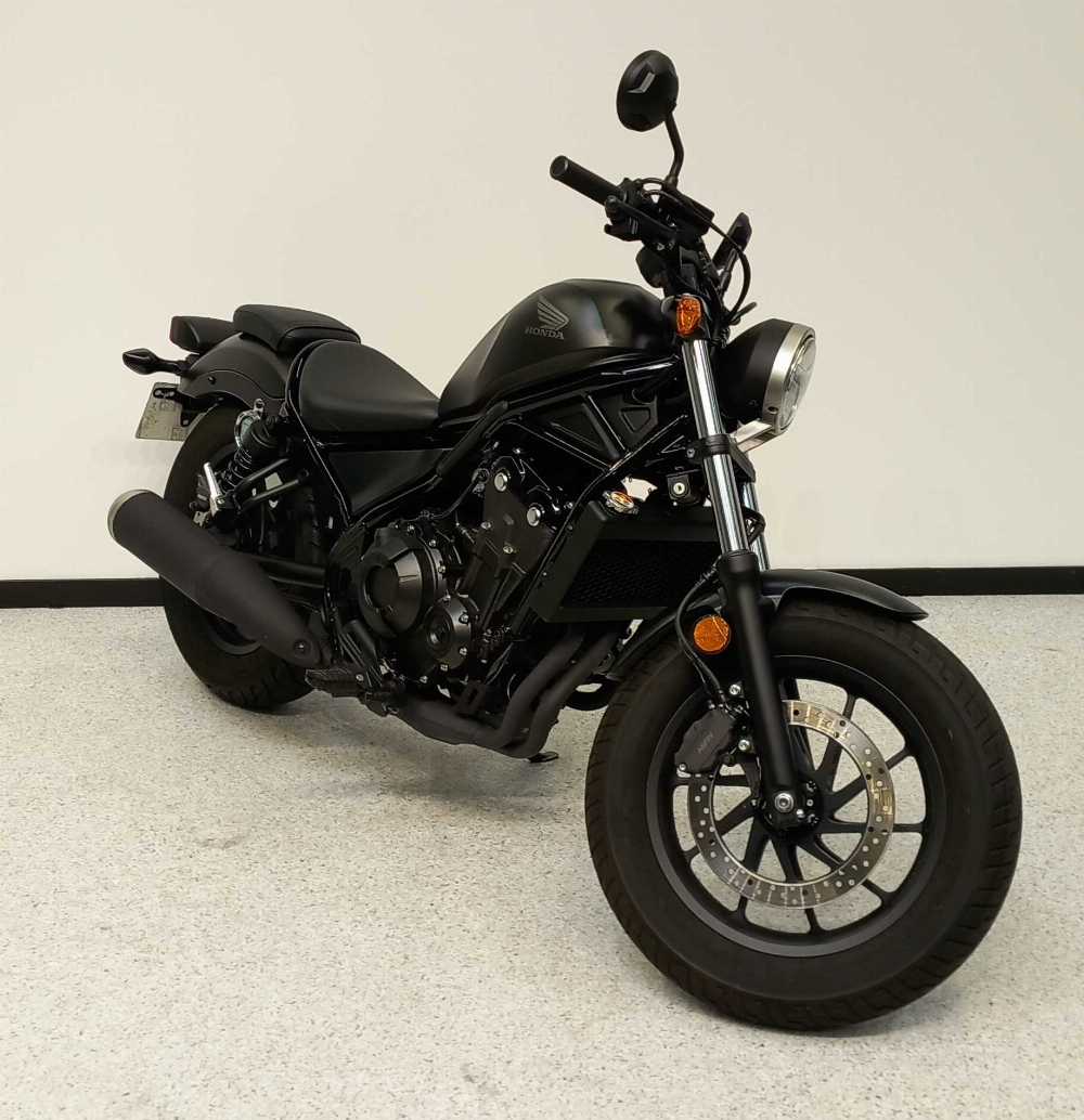 Honda CMX 500 Rebel 2019 vue 3/4 droite