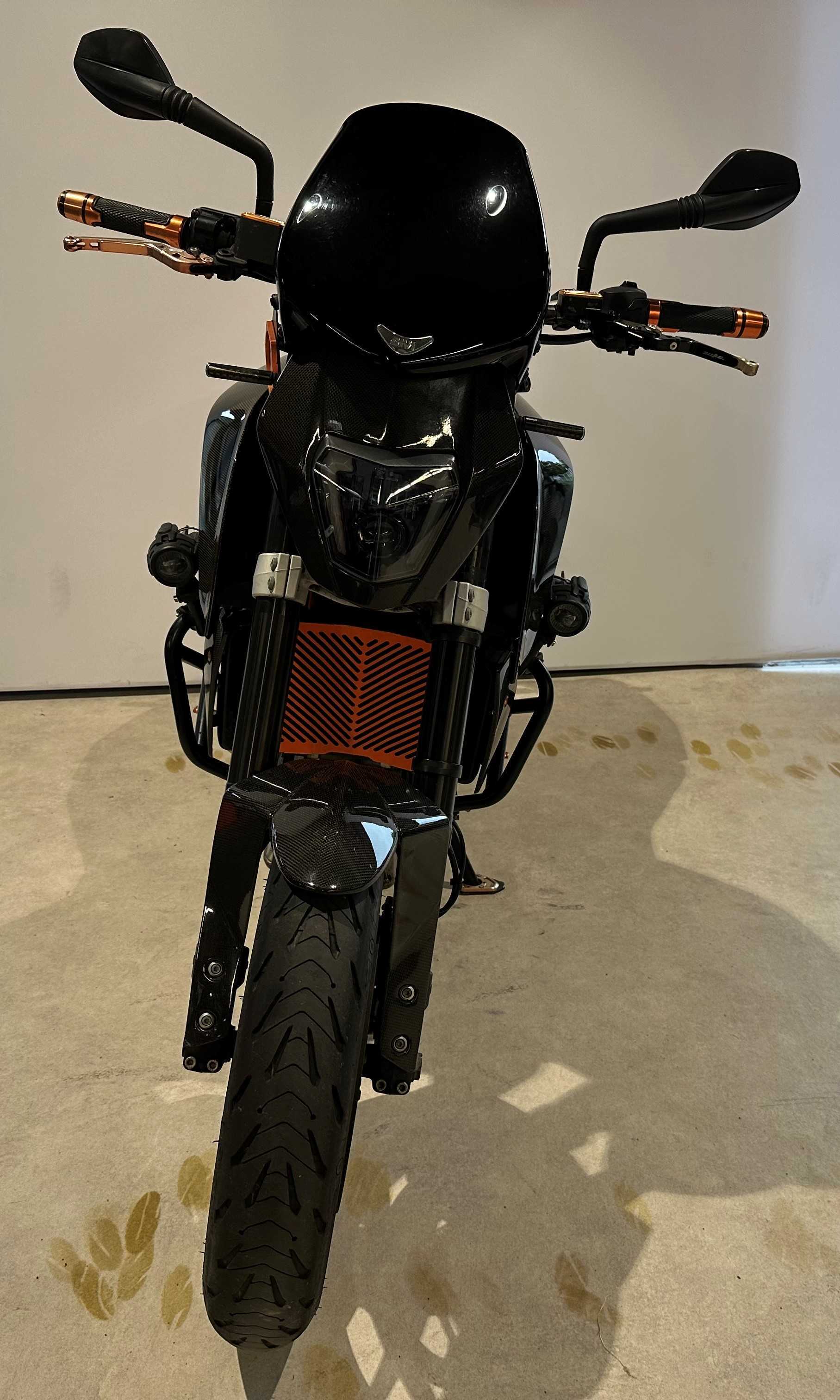 KTM 690 Duke 2015 HD vue avant