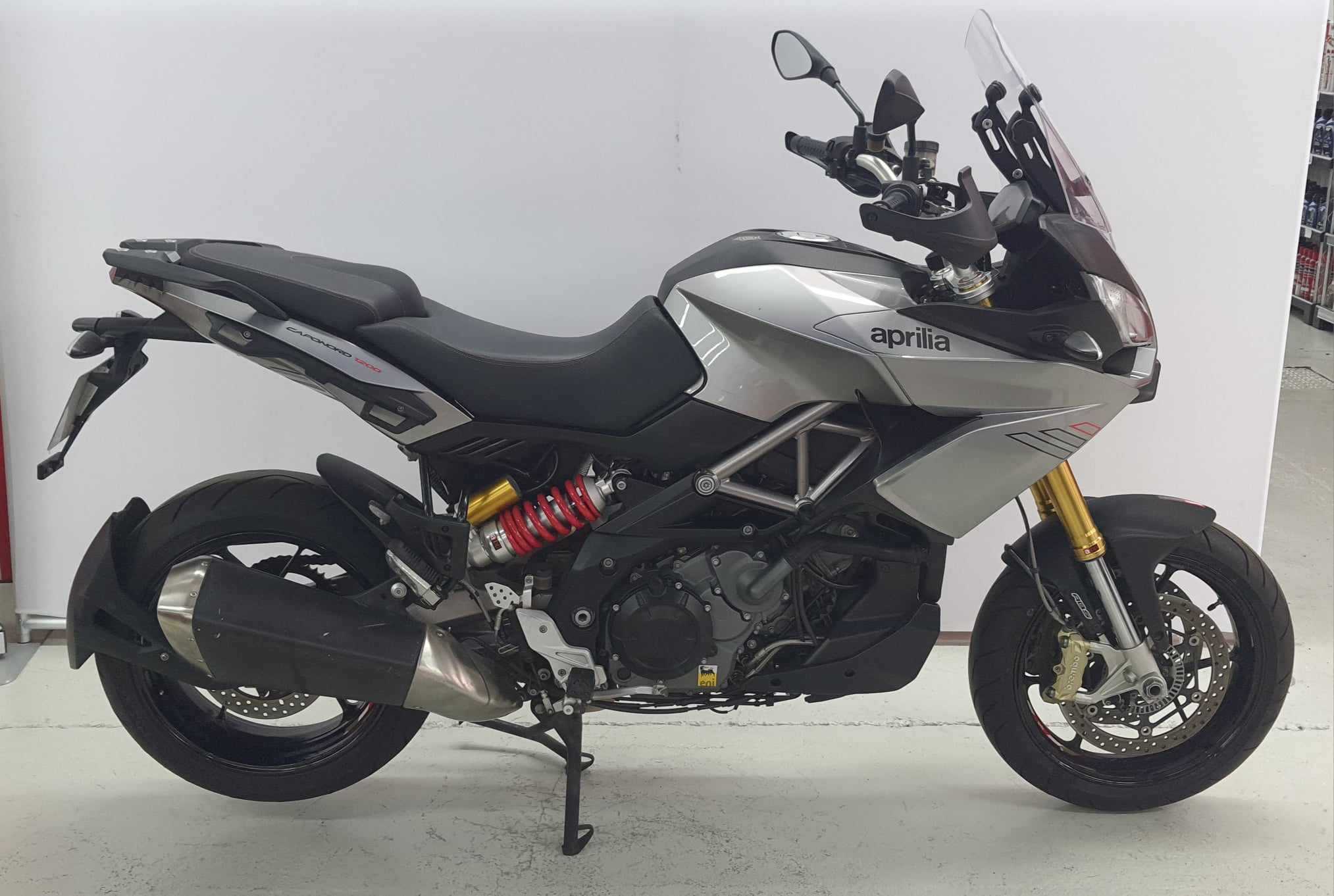 Aprilia Caponord 1200 ABS 2014 HD vue gauche