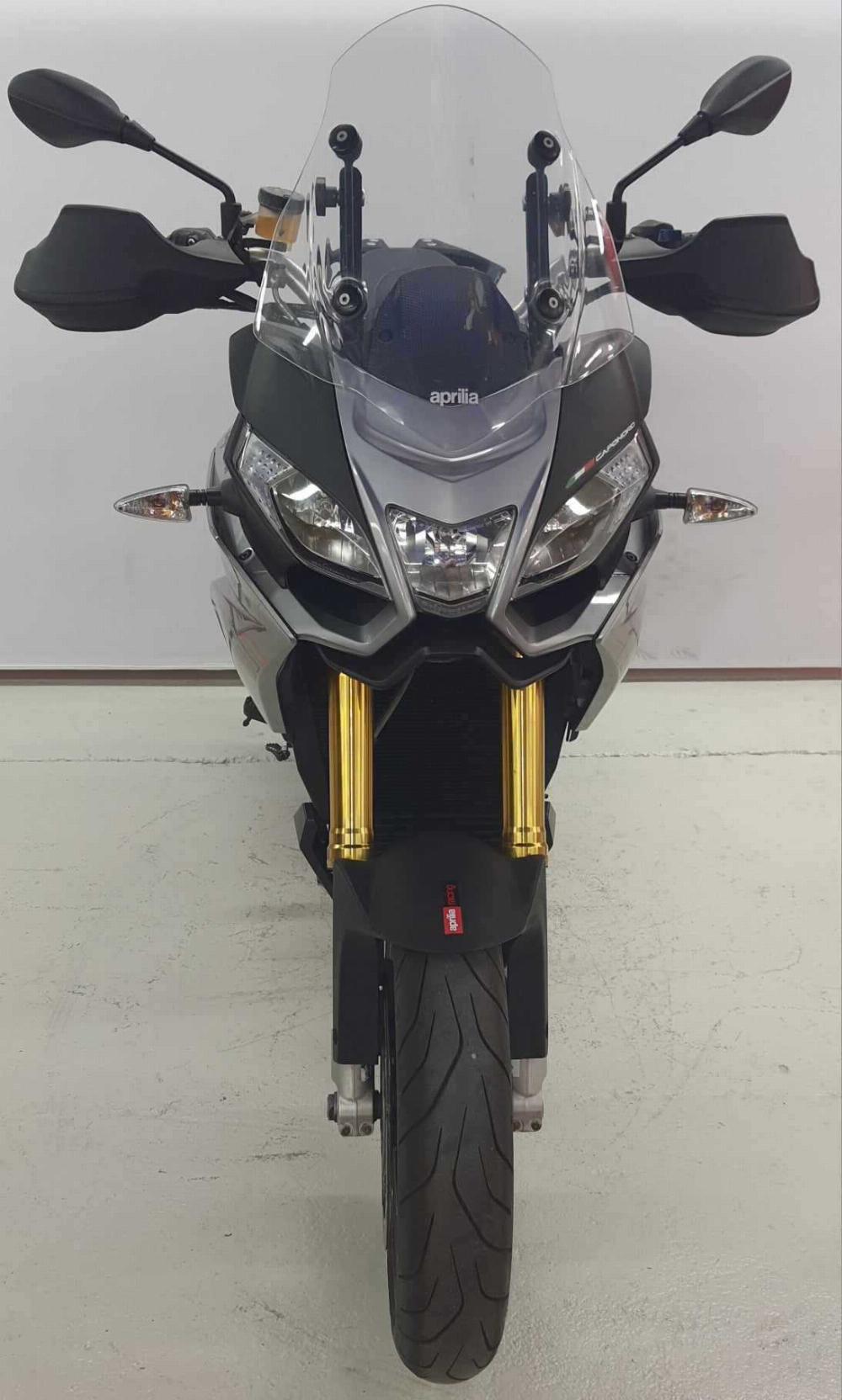 Aprilia Caponord 1200 ABS 2014 vue avant