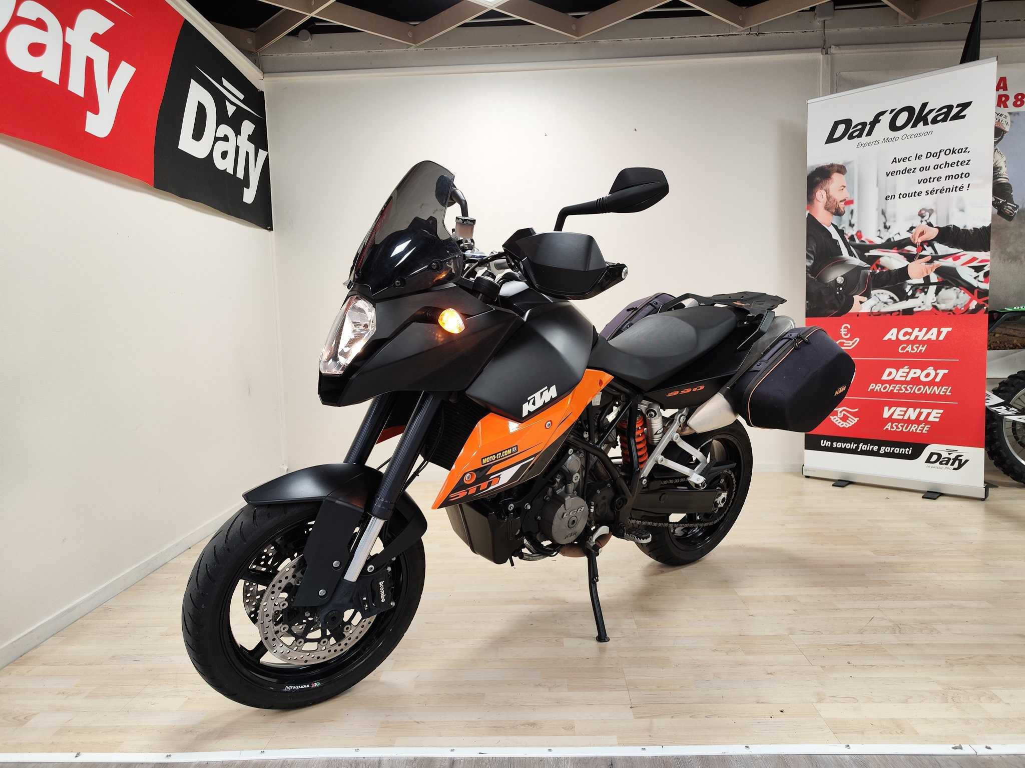 KTM 990 Supermoto 2010 HD vue avant