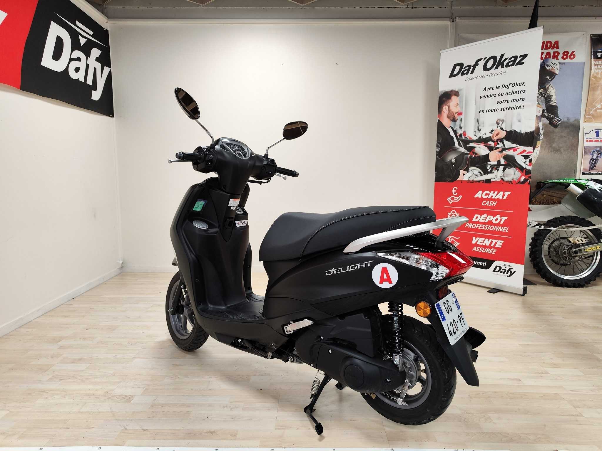 Yamaha LTS 125 C D'elight 2022 HD vue arrière