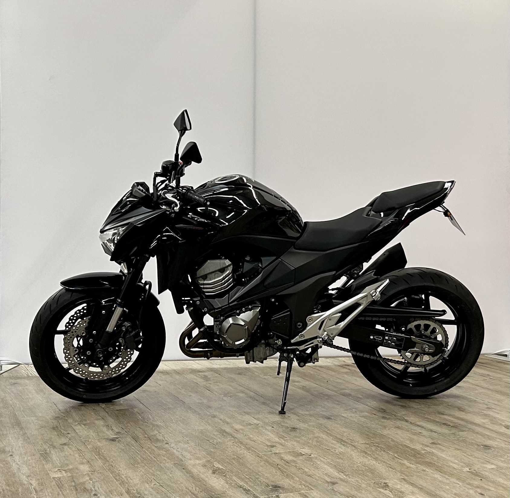 Kawasaki Z 800 E 2013 HD vue gauche