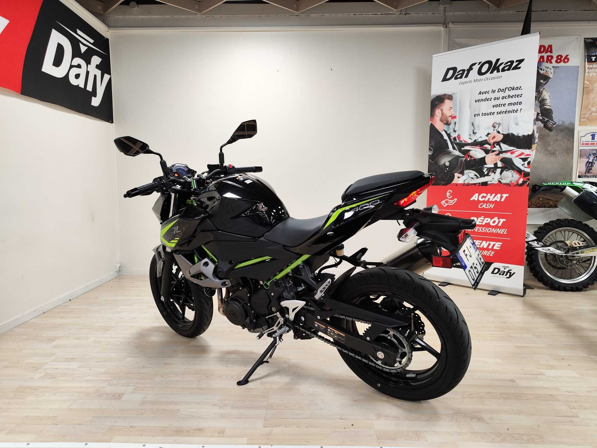 Kawasaki Z 400 2019 HD vue arrière