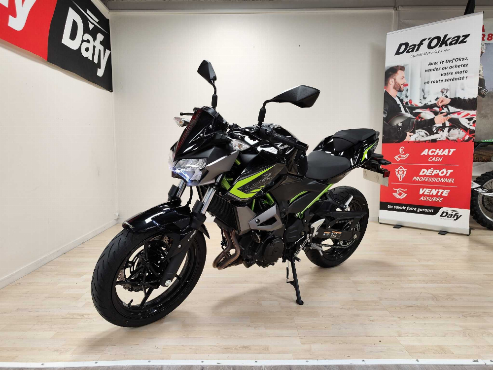 Kawasaki Z 400 2019 vue avant