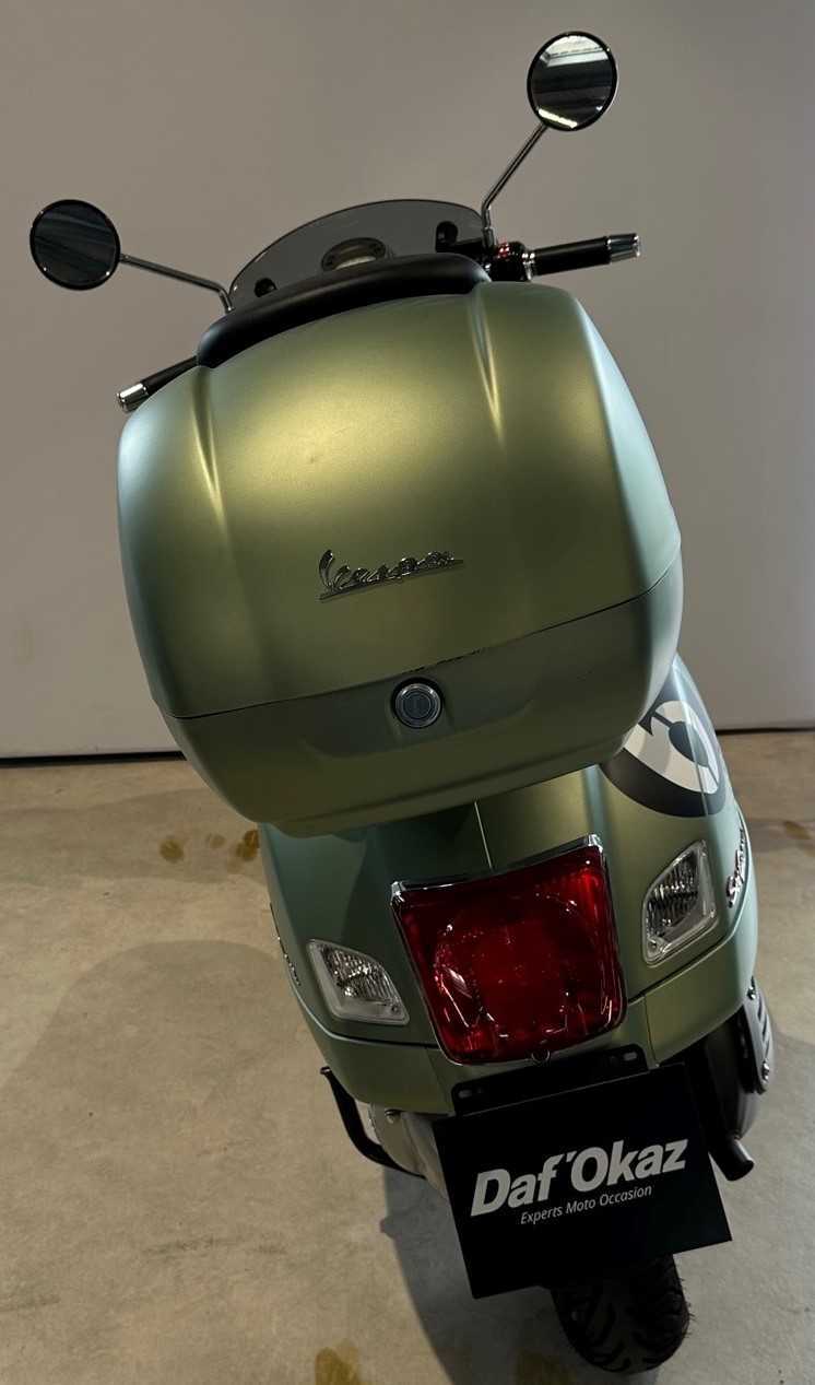 Piaggio Vespa 300 Sei Gionni 2018 HD vue arrière