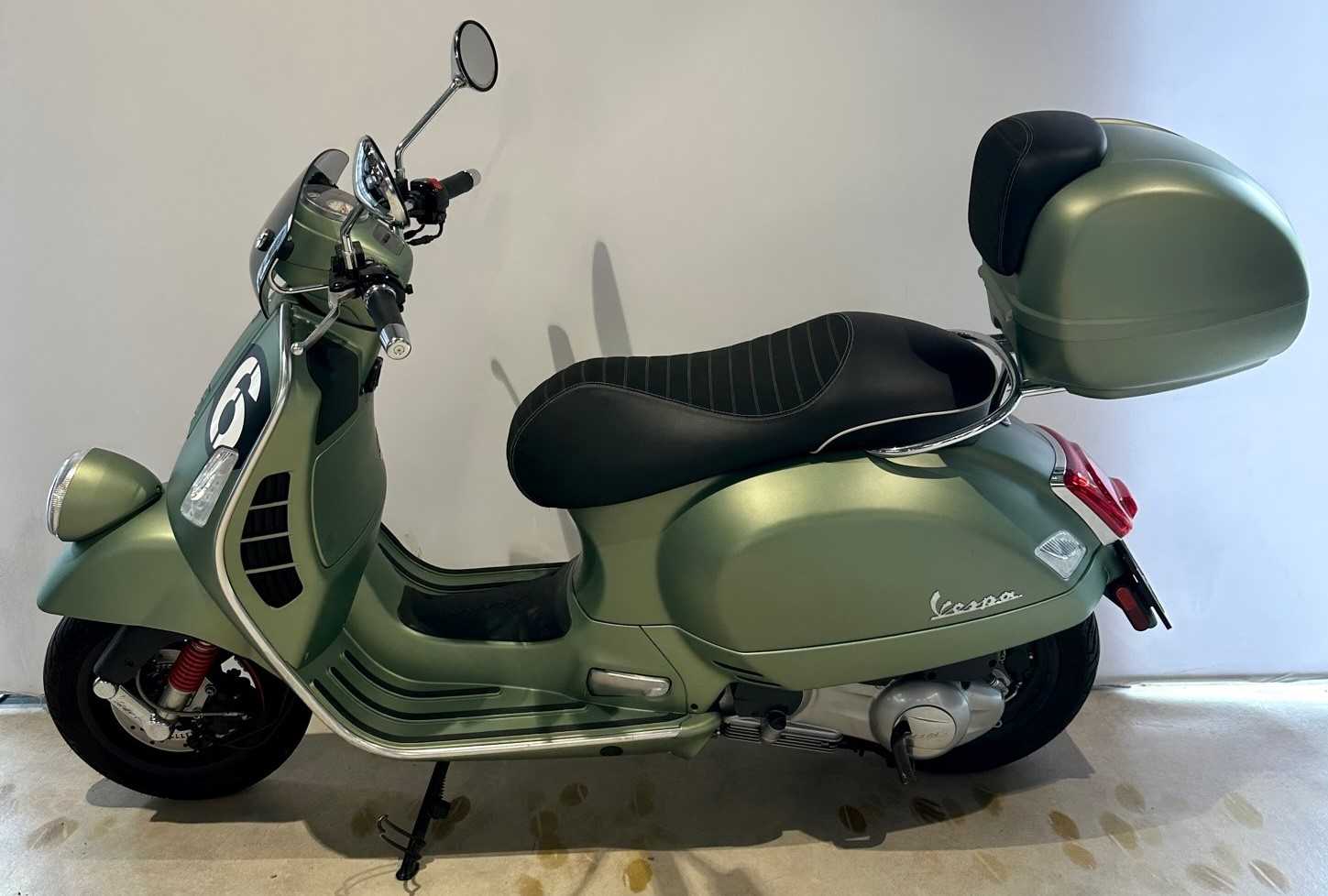 Piaggio Vespa 300 Sei Gionni 2018 HD vue gauche