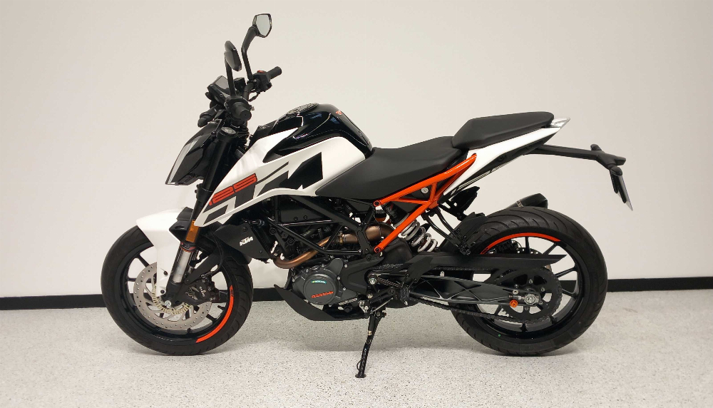 KTM 125 Duke 2017 vue gauche