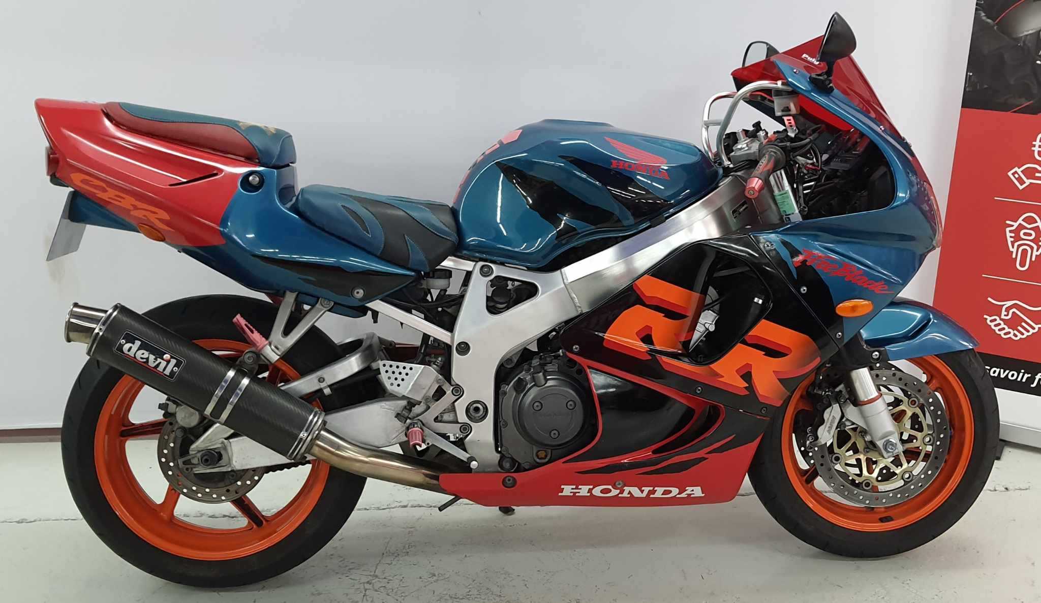 Honda CBR 900 RR Fireblade 1999 HD vue gauche