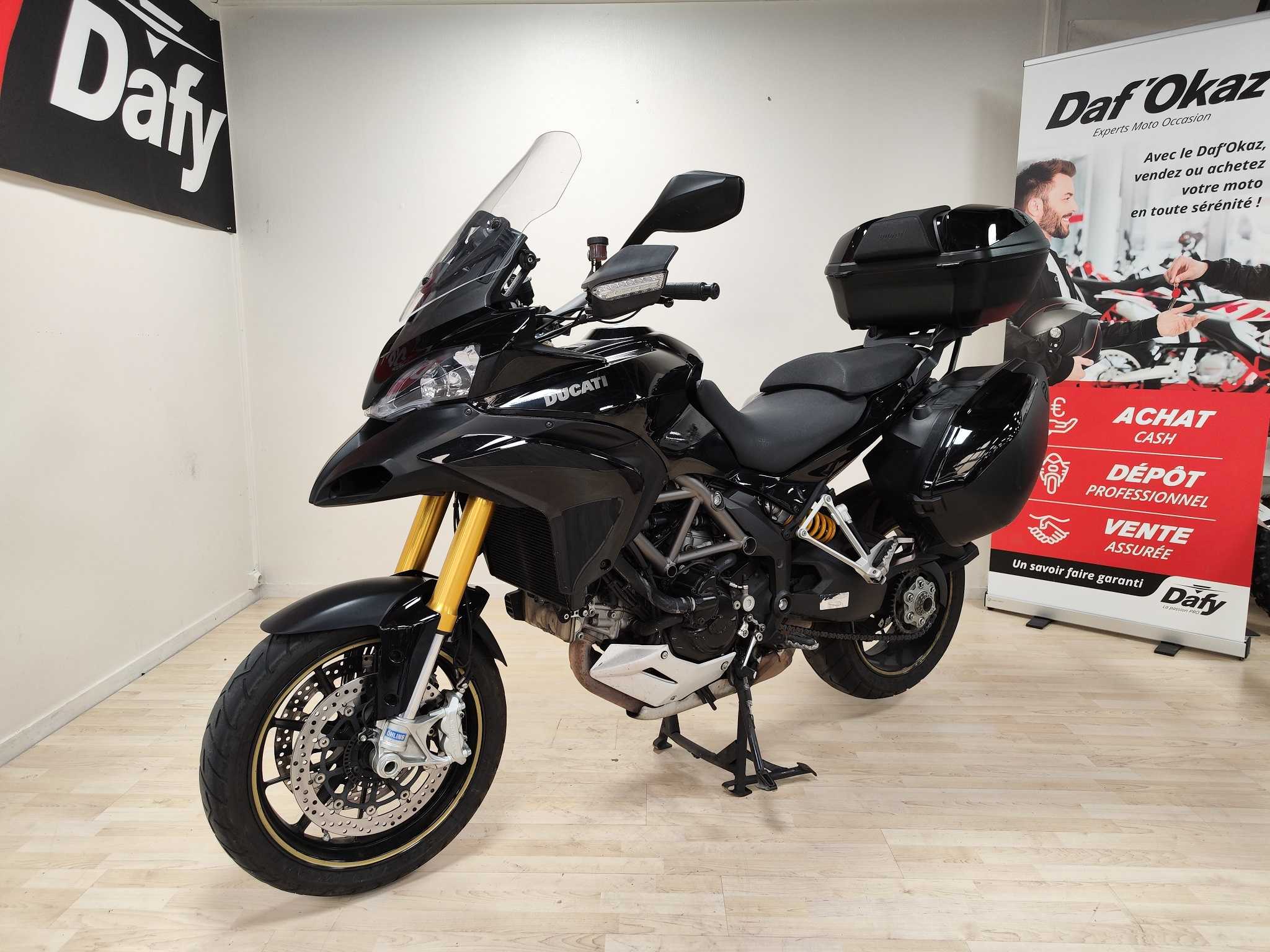 Ducati 1200 Multistrada S Touring 2010 HD vue avant