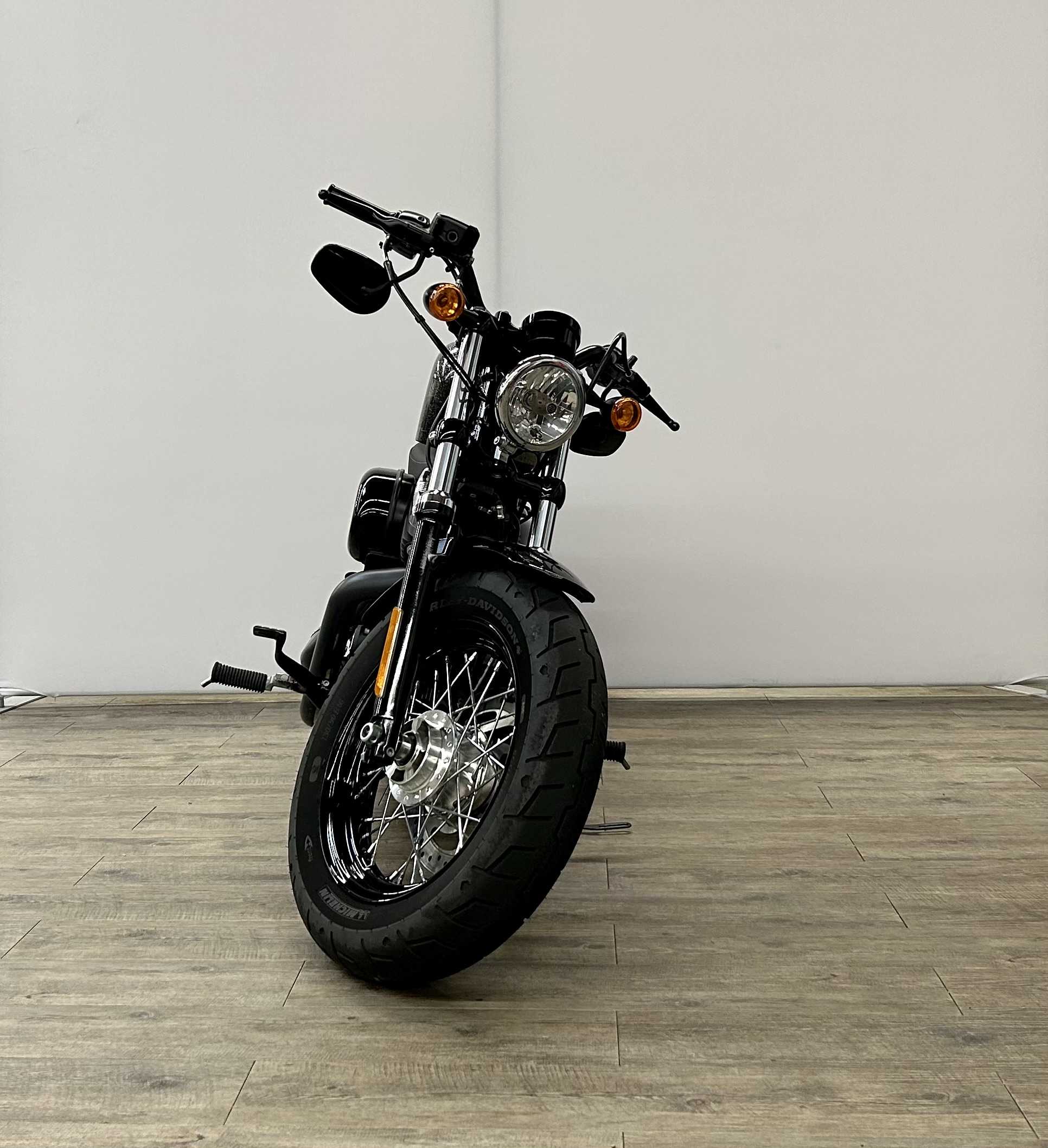 Harley-Davidson XL 1200 SPORTSTER 2014 HD vue avant