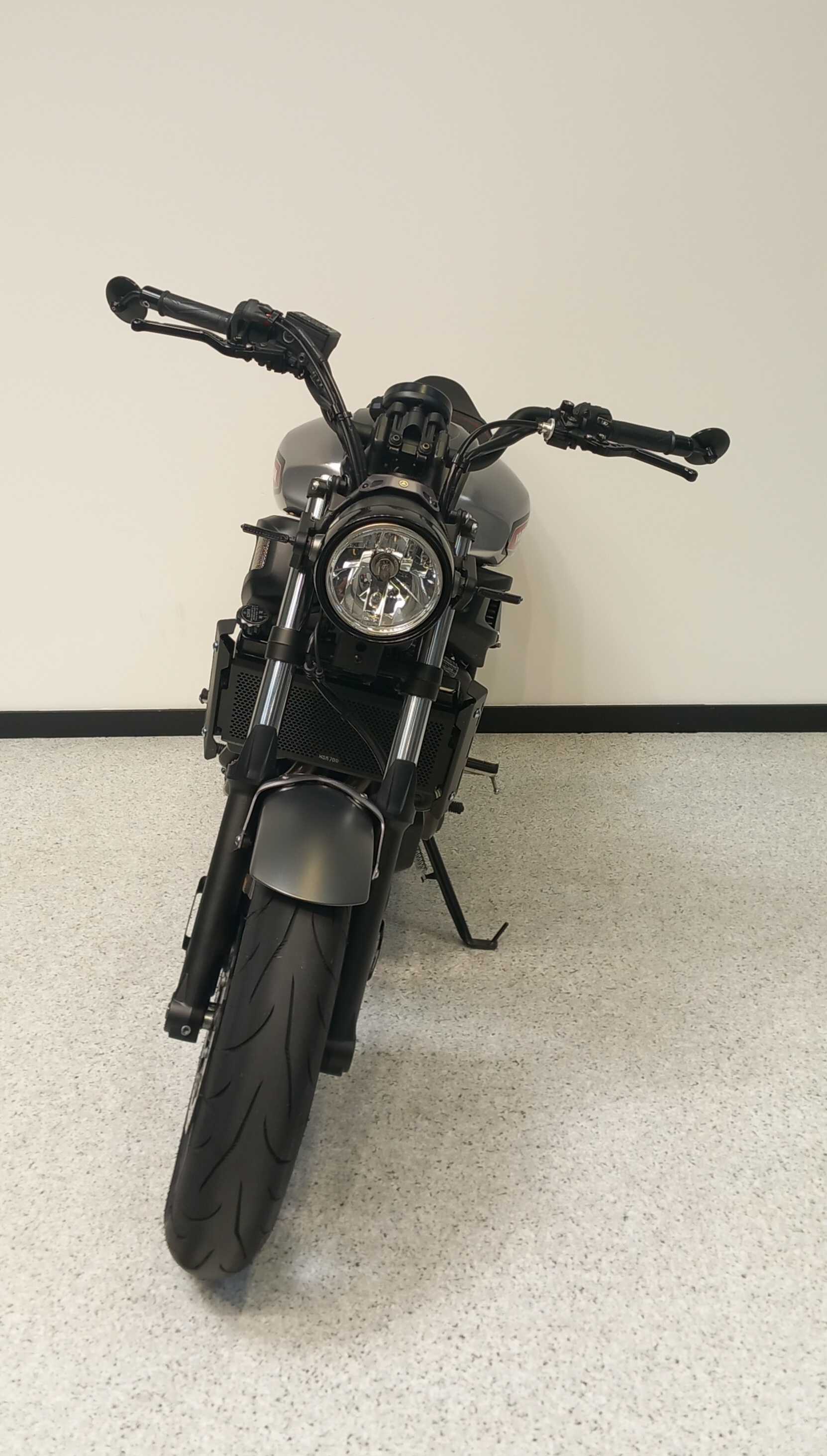 Yamaha XSR 700 2019 HD vue avant