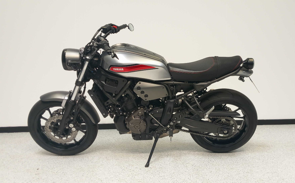 Yamaha XSR 700 2019 vue gauche