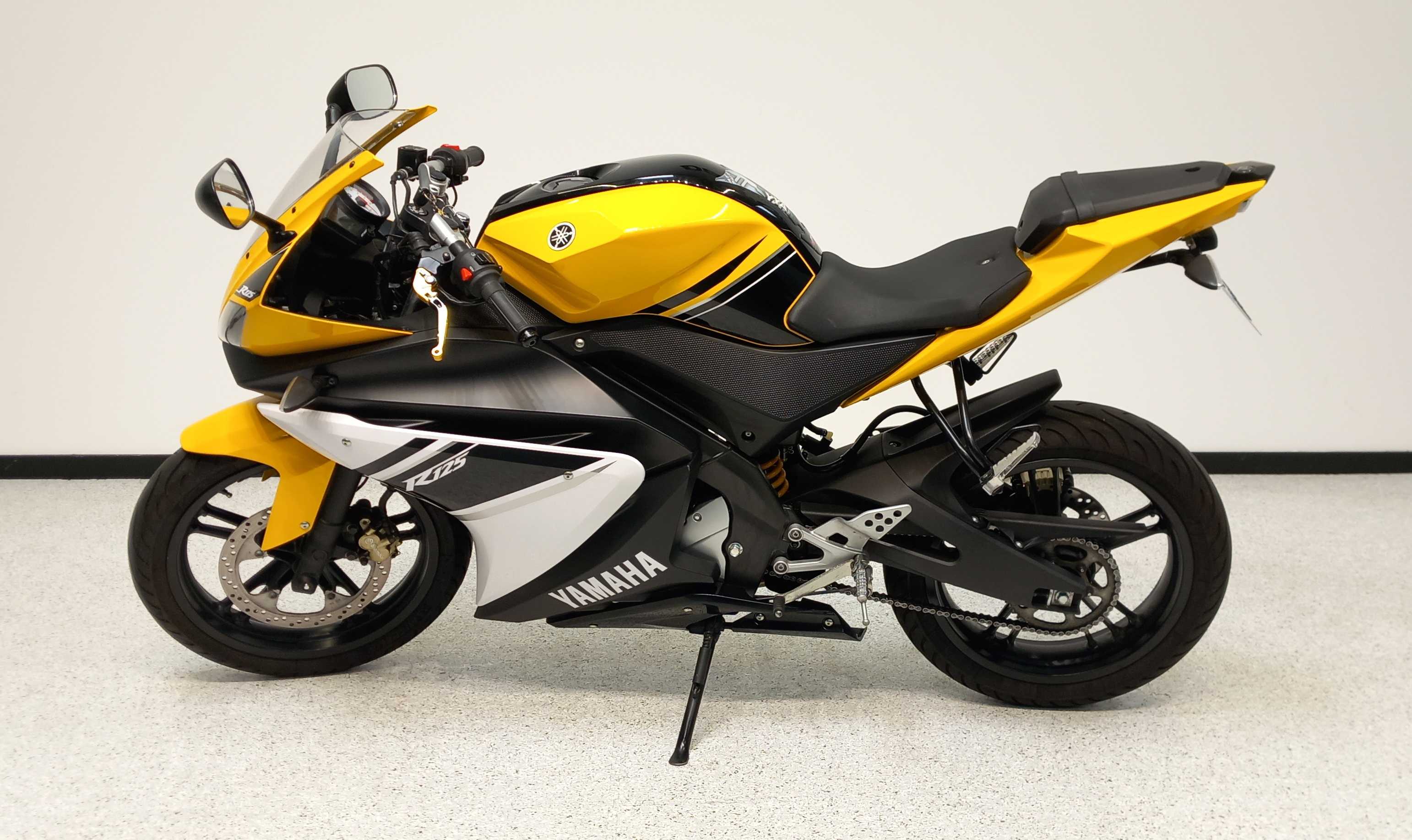 Yamaha YZF-R 125 2008 HD vue gauche