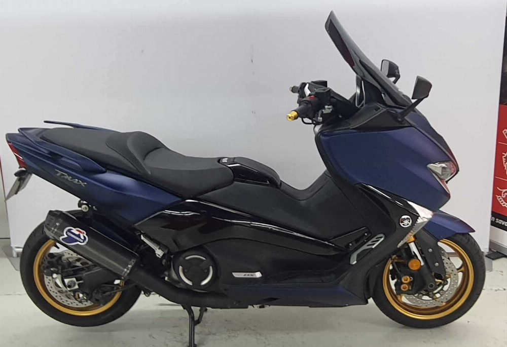 Yamaha XP 530 T-Max DX 2018 vue gauche