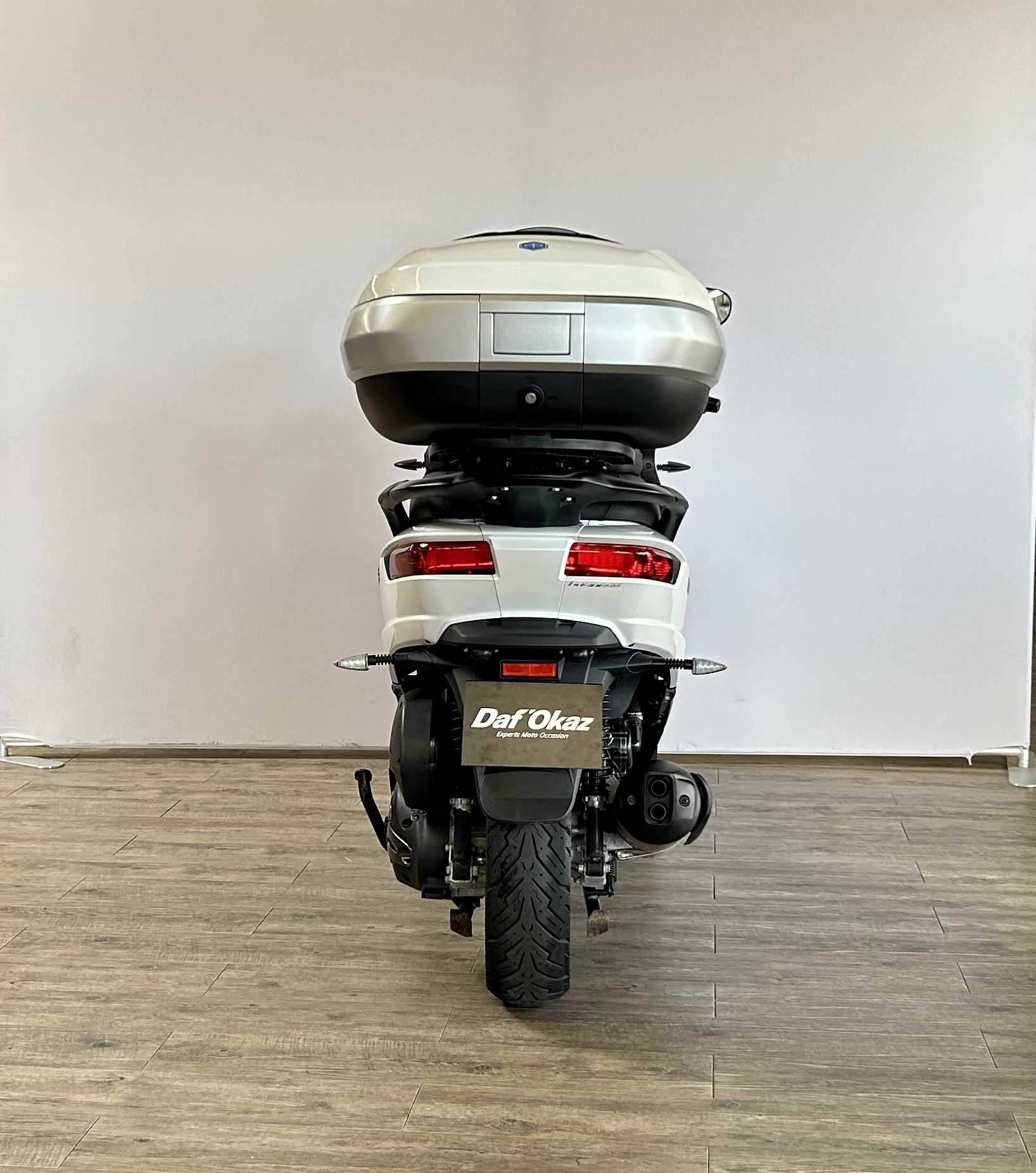 Piaggio MP3 500 HPE Business ABS 2020 HD vue arrière