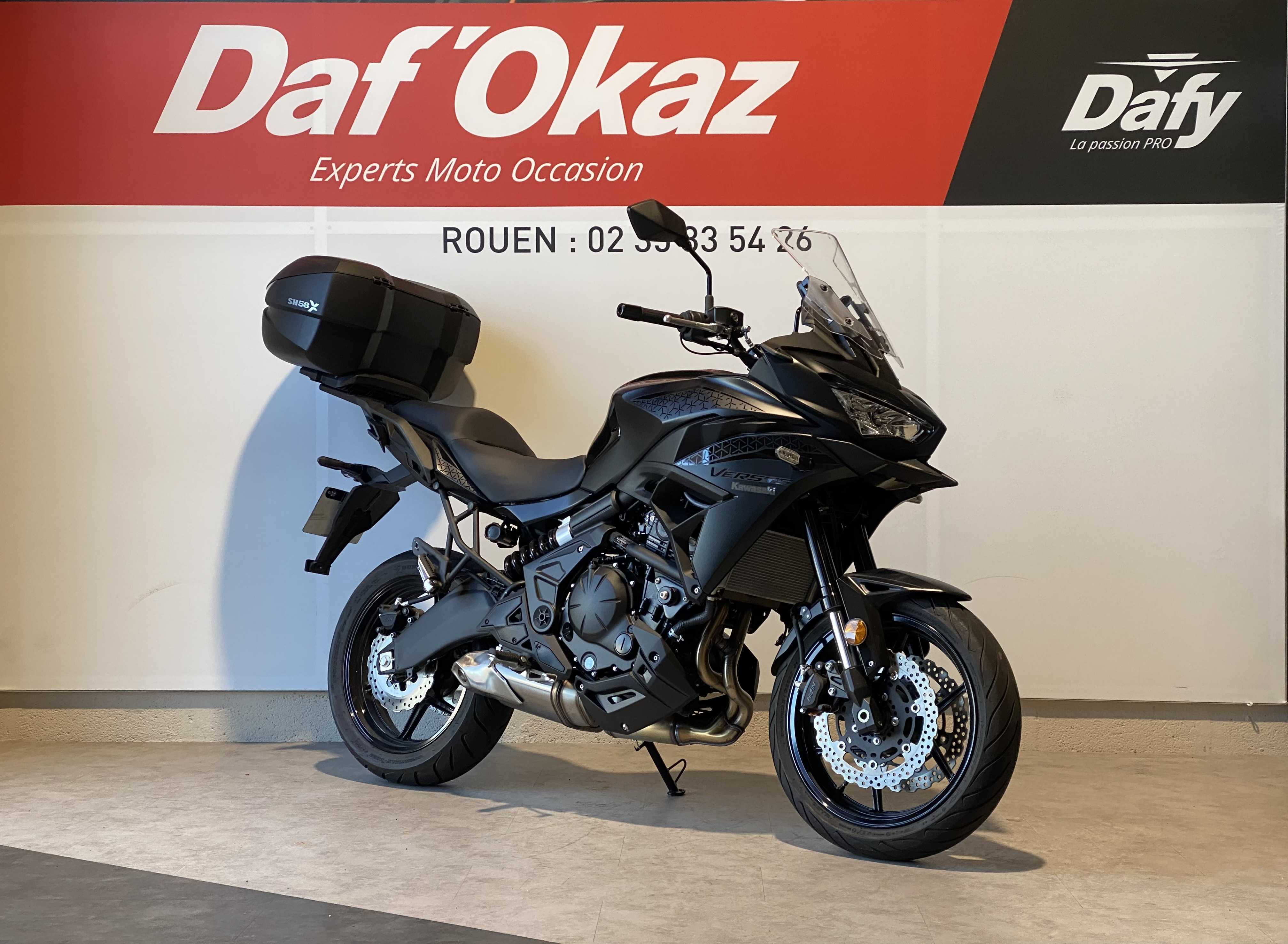 Kawasaki KLE 650 Versys ABS 2022 HD vue 3/4 droite