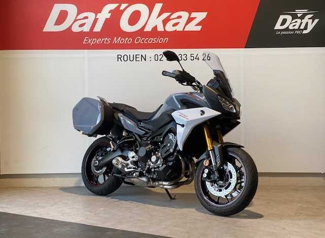 Yamaha Tracer 900 GT (MTT850D) 2019 HD vue 3/4 droite