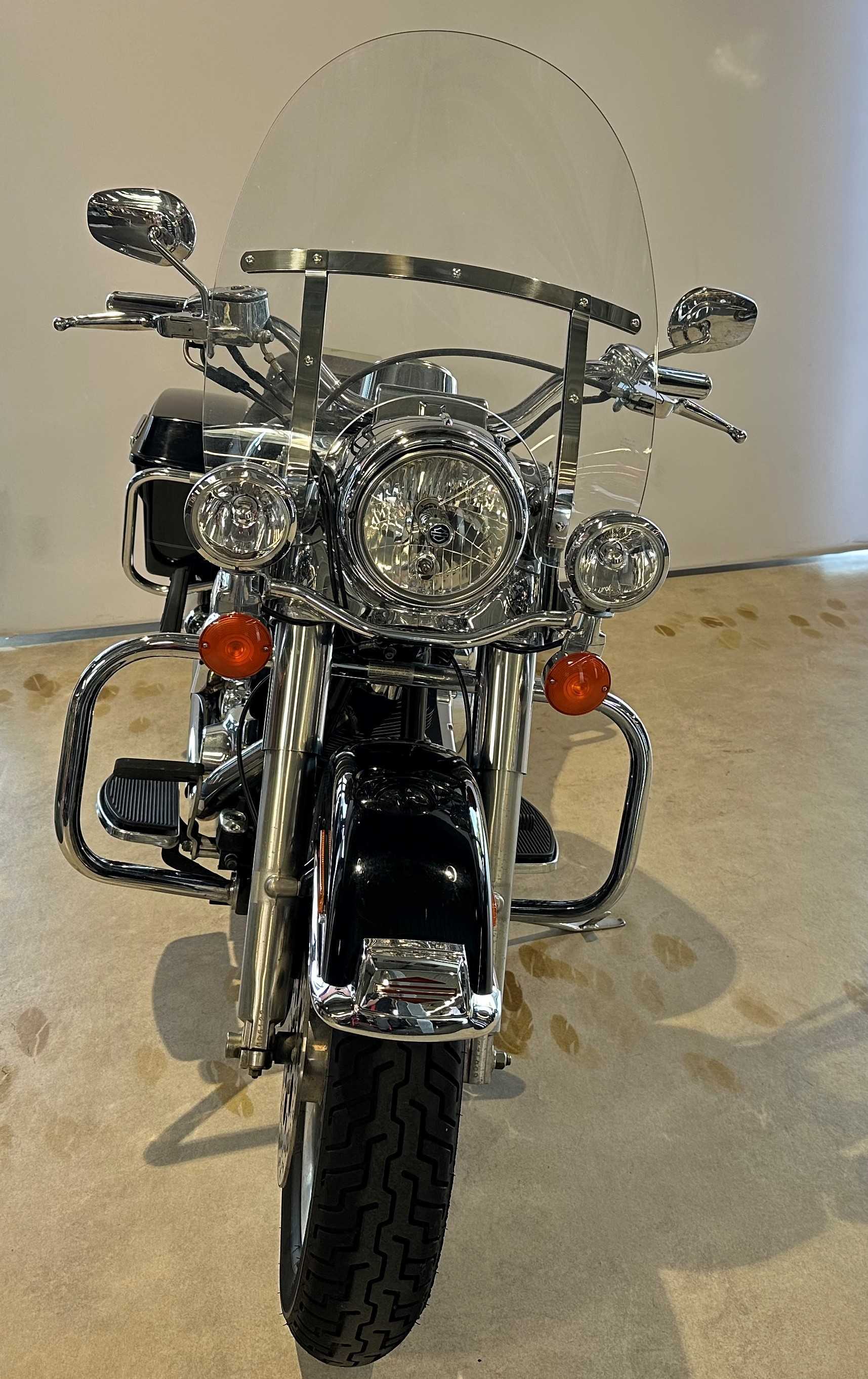 Harley-Davidson FLHR ROADKING 2005 HD vue avant