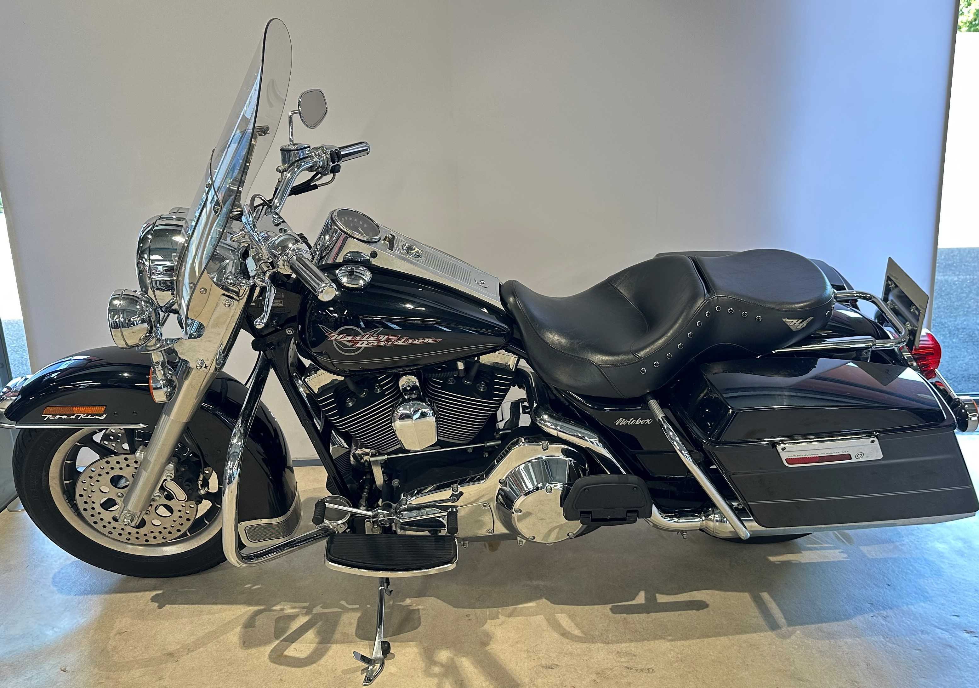 Harley-Davidson FLHR ROADKING 2005 HD vue gauche