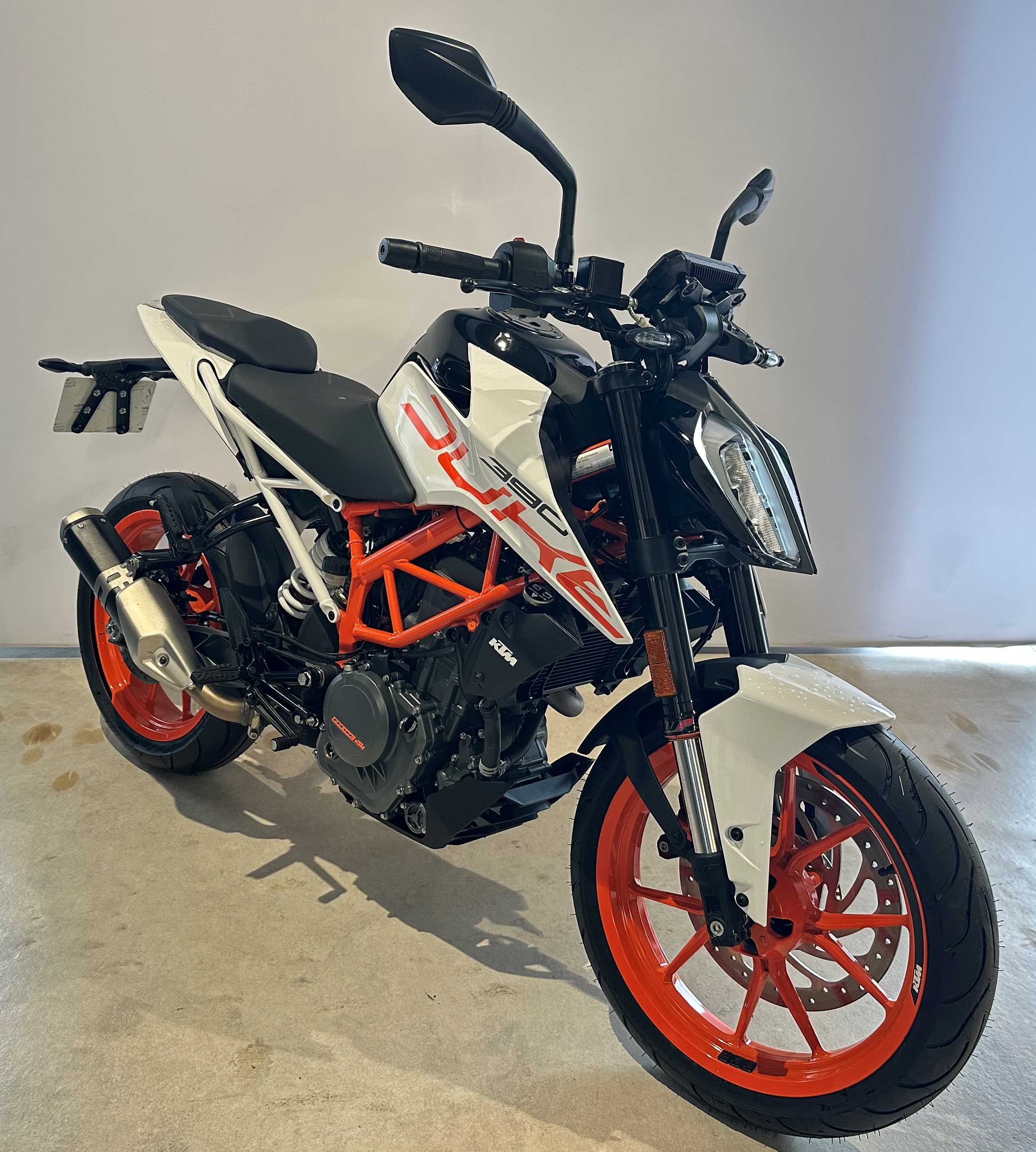 KTM 390 Duke 2020 HD vue 3/4 droite