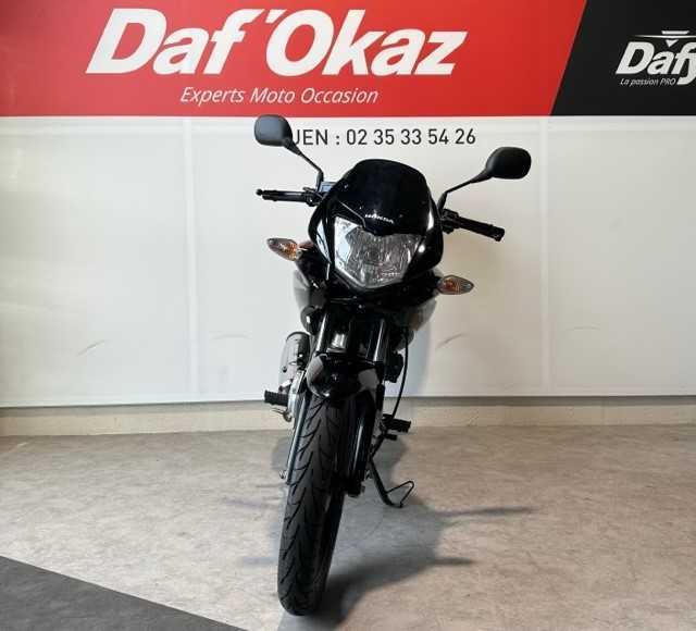 Honda CBF 125 2011 HD vue avant