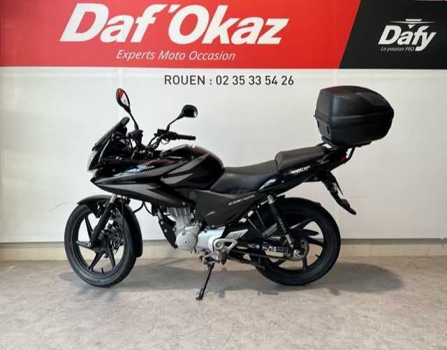 Honda CBF 125 2011 HD vue gauche