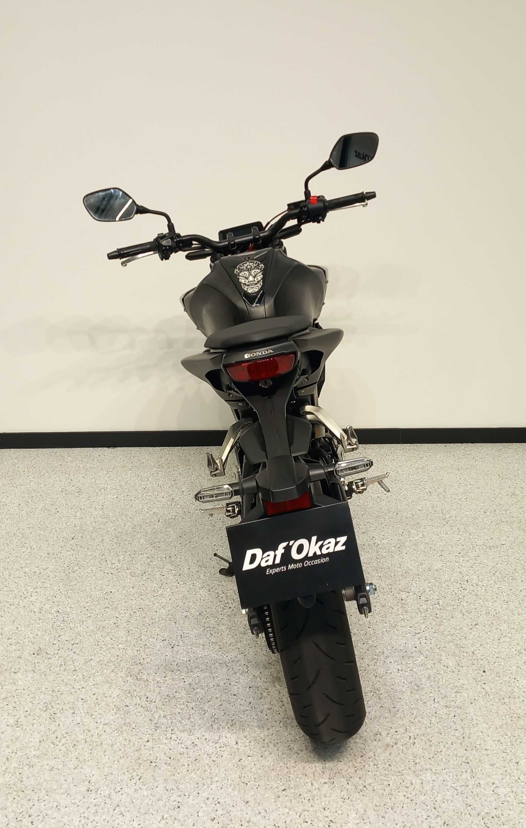 Honda CB 125 R 2020 HD vue arrière