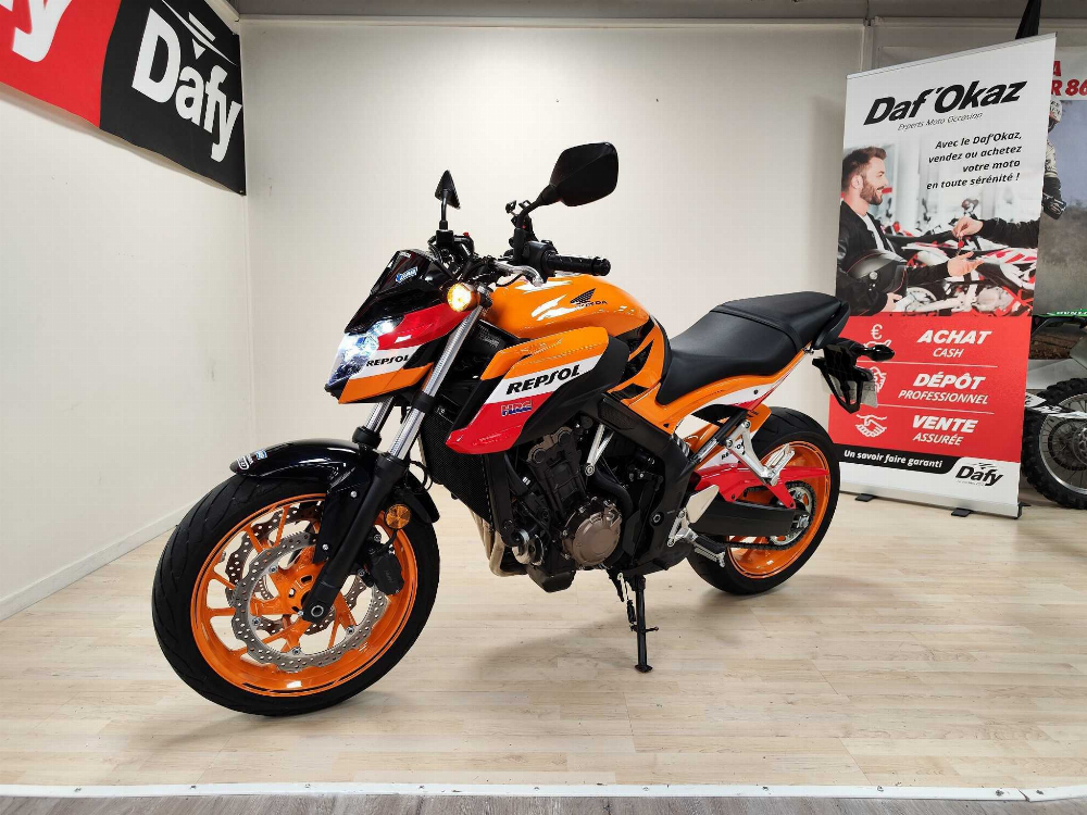 Honda CB 650 F ABS 2017 vue avant