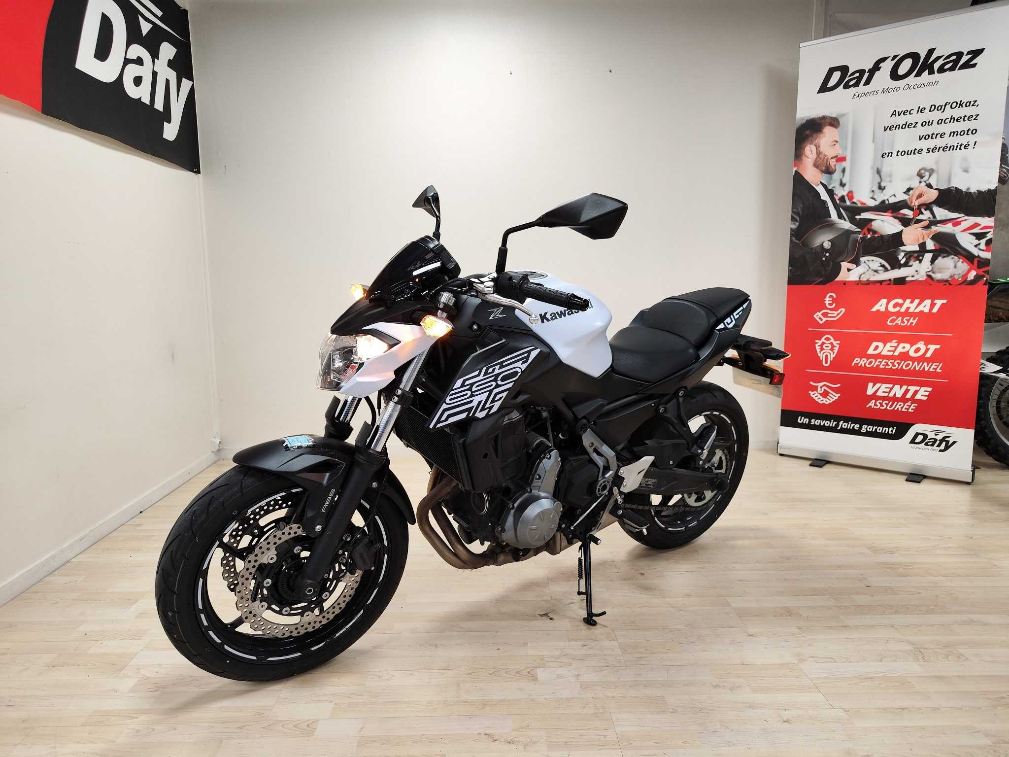 Kawasaki Z 650 2020 HD vue avant