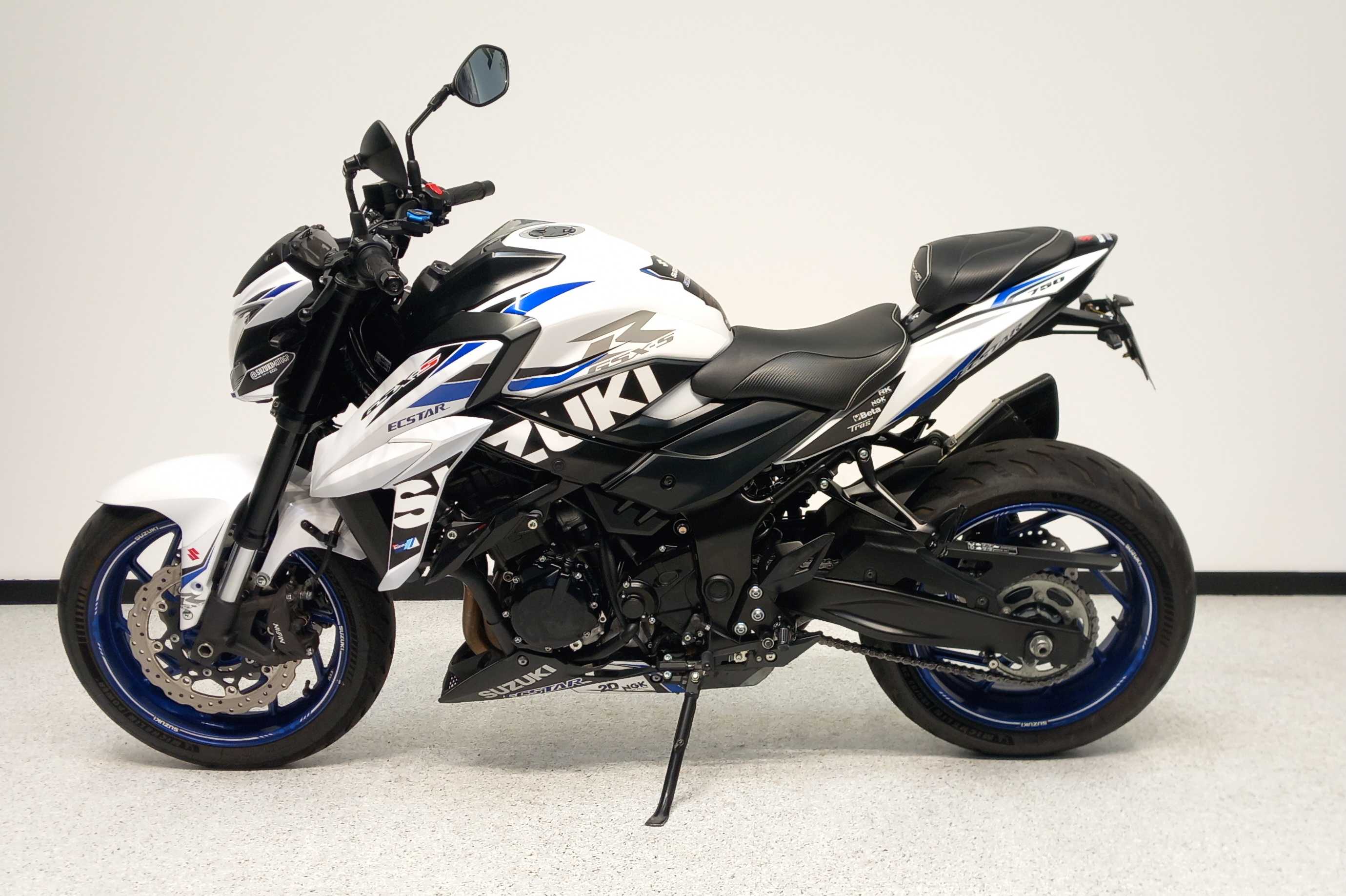 Suzuki GSX-S 750 2020 HD vue gauche