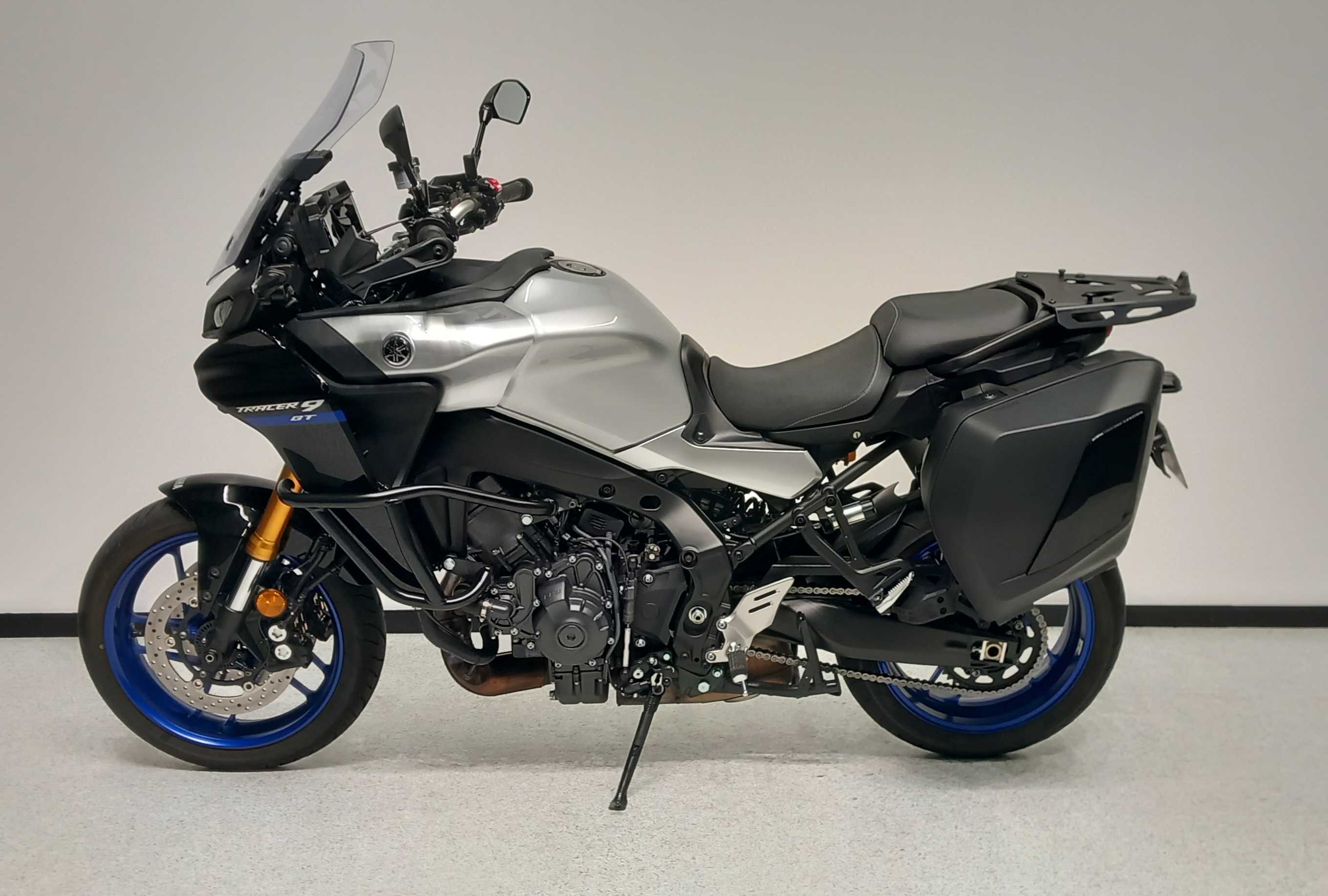 Yamaha Tracer 900 GT 2022 HD vue gauche