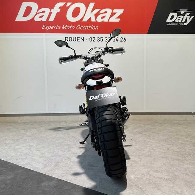 Ducati 800 Scrambler Desert Sled 2018 vue arrière