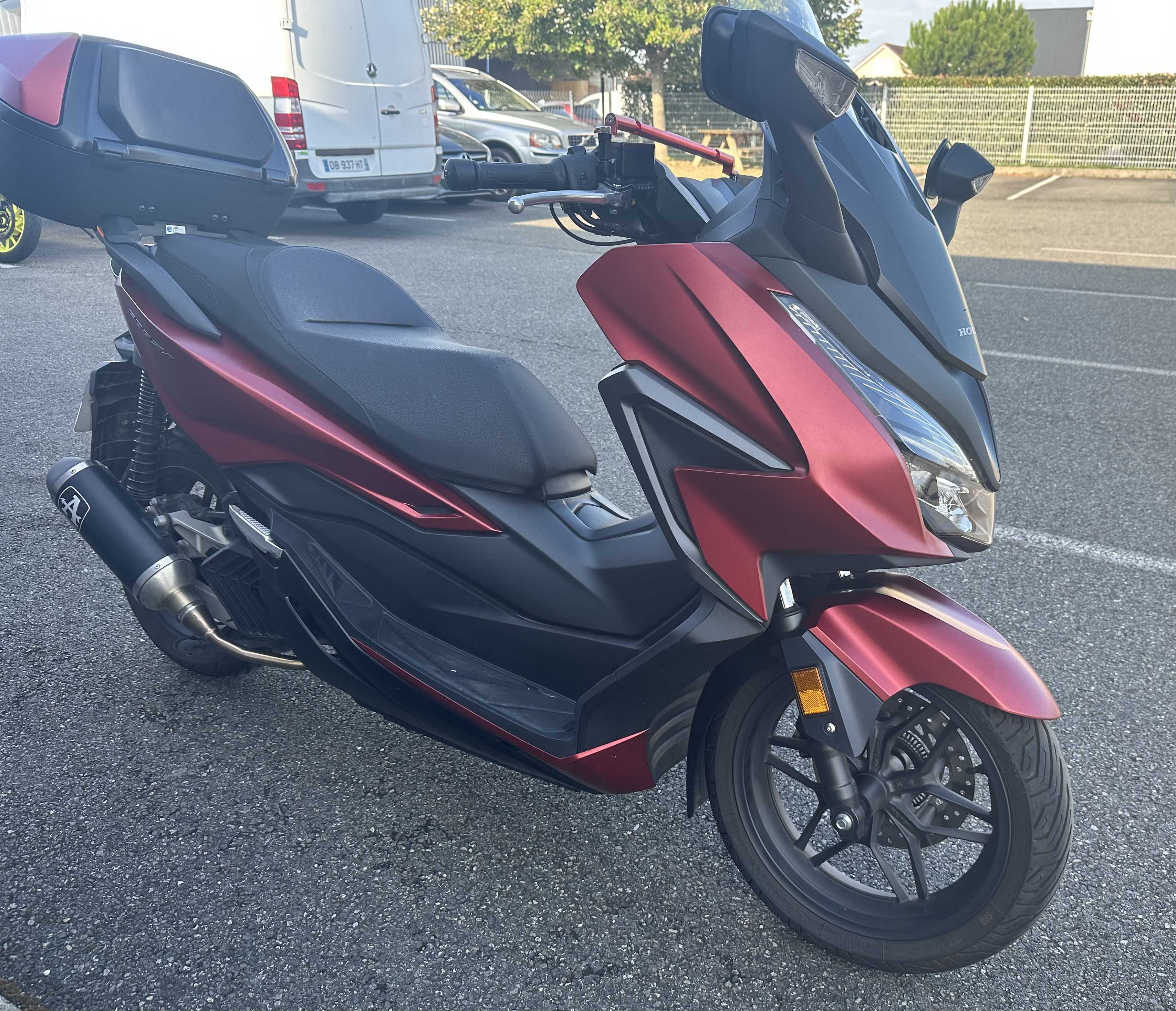 Honda NSS 125 Forza ABS 2022 HD vue 3/4 droite