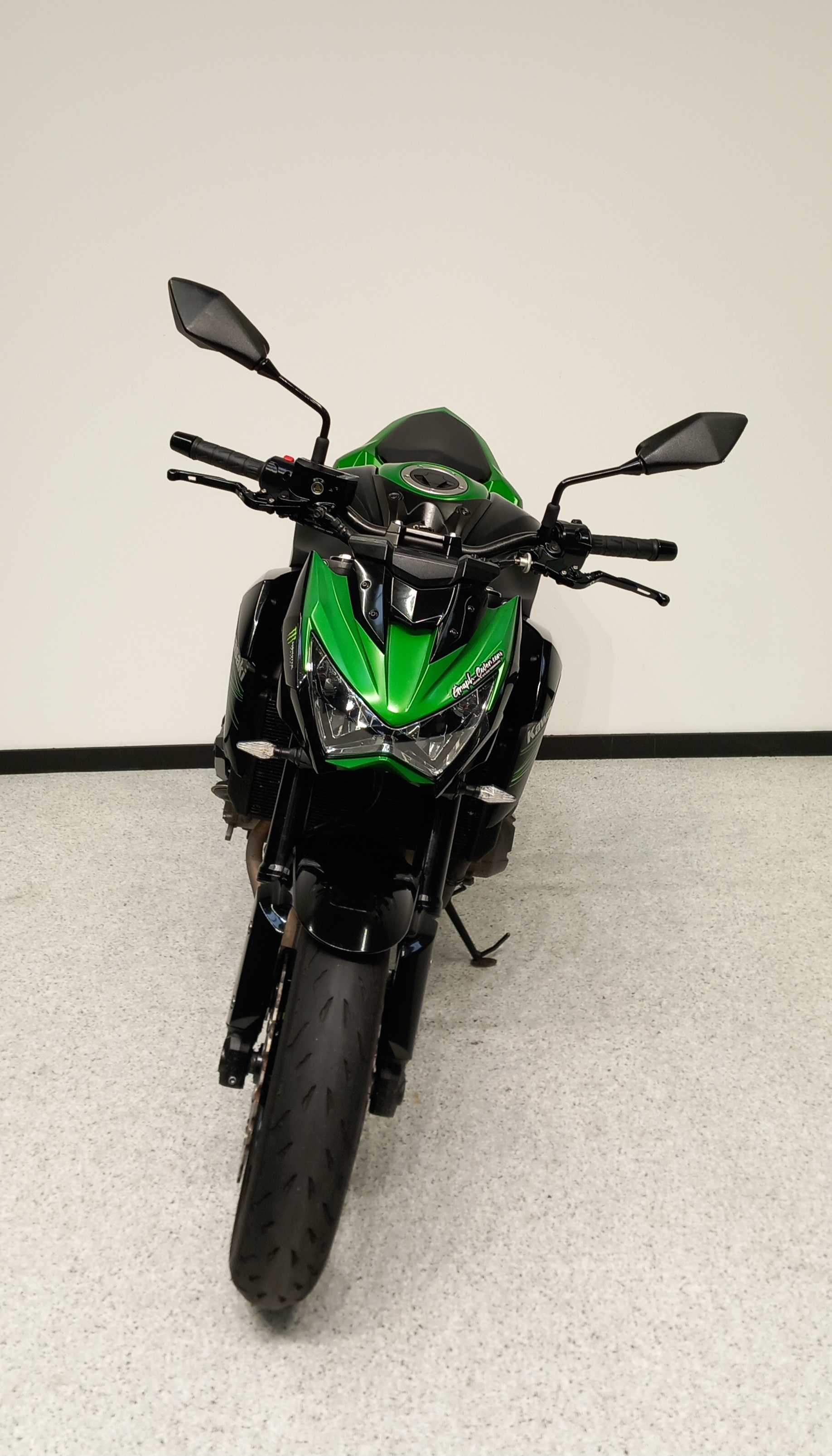 Kawasaki Z 800 2015 HD vue avant