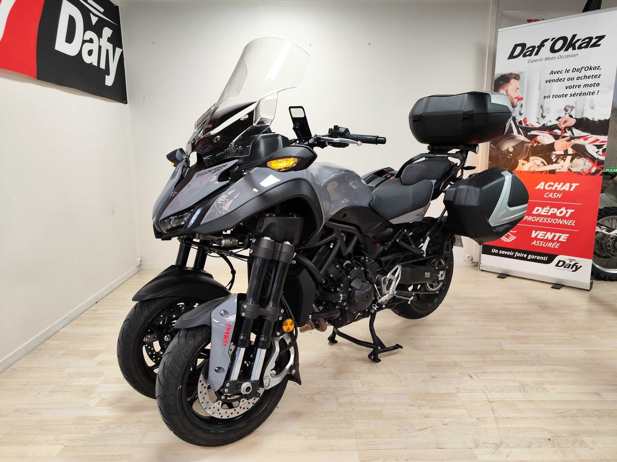 Yamaha Niken 900 GT (MXT850D) 2020 HD vue avant